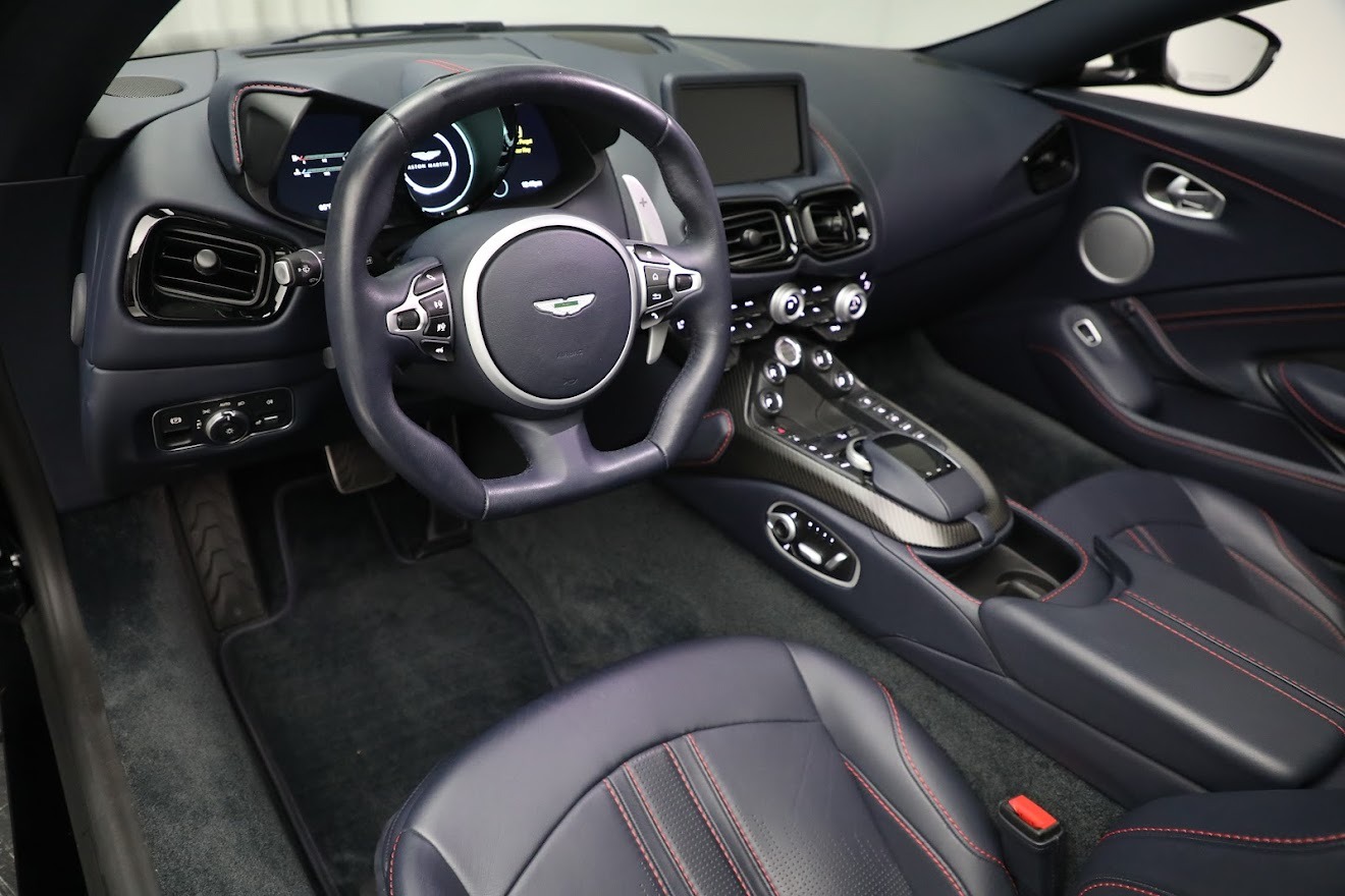 Used 2021 Aston Martin Vantage Roadster | St. Petersburg, FL