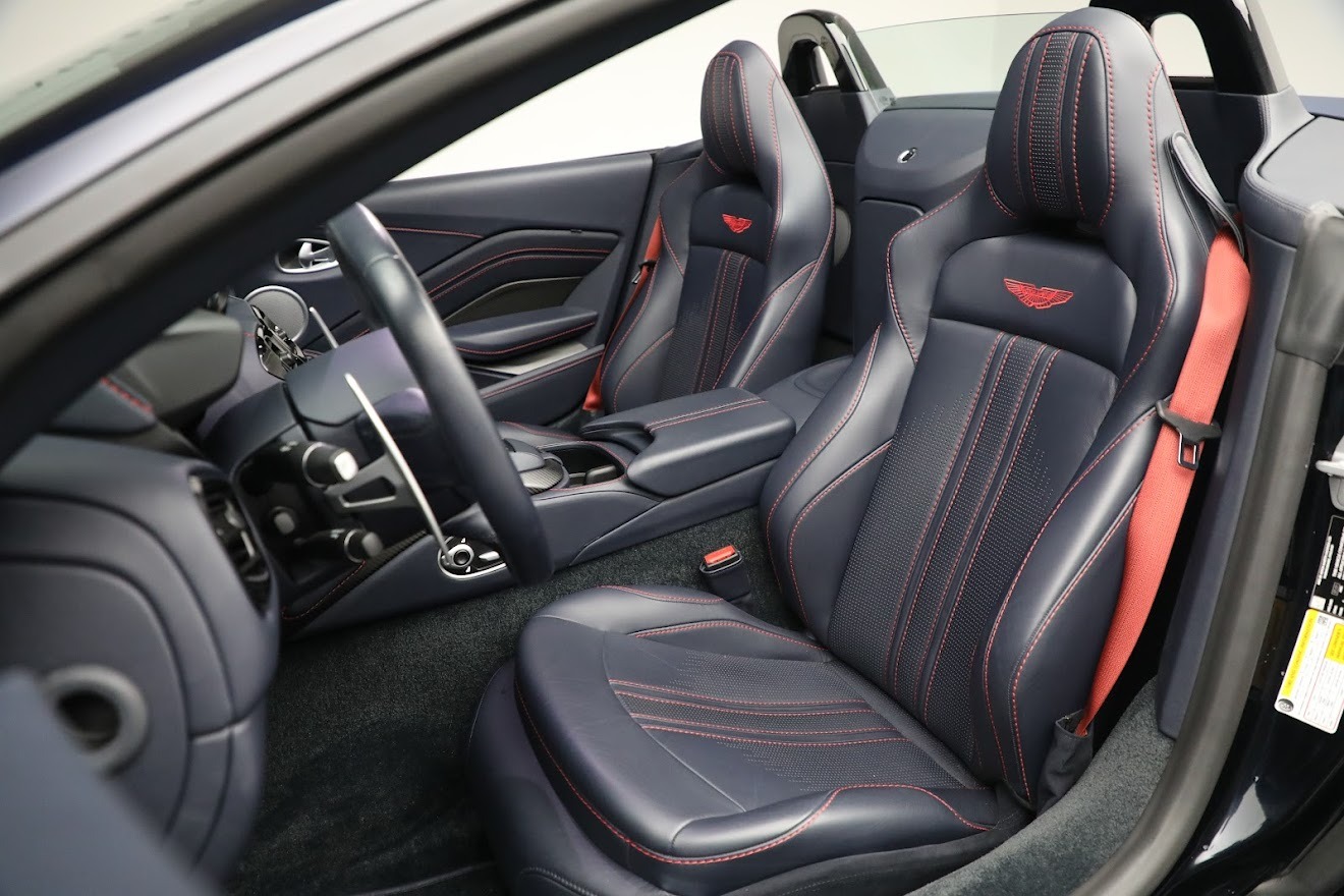 Used 2021 Aston Martin Vantage Roadster | St. Petersburg, FL