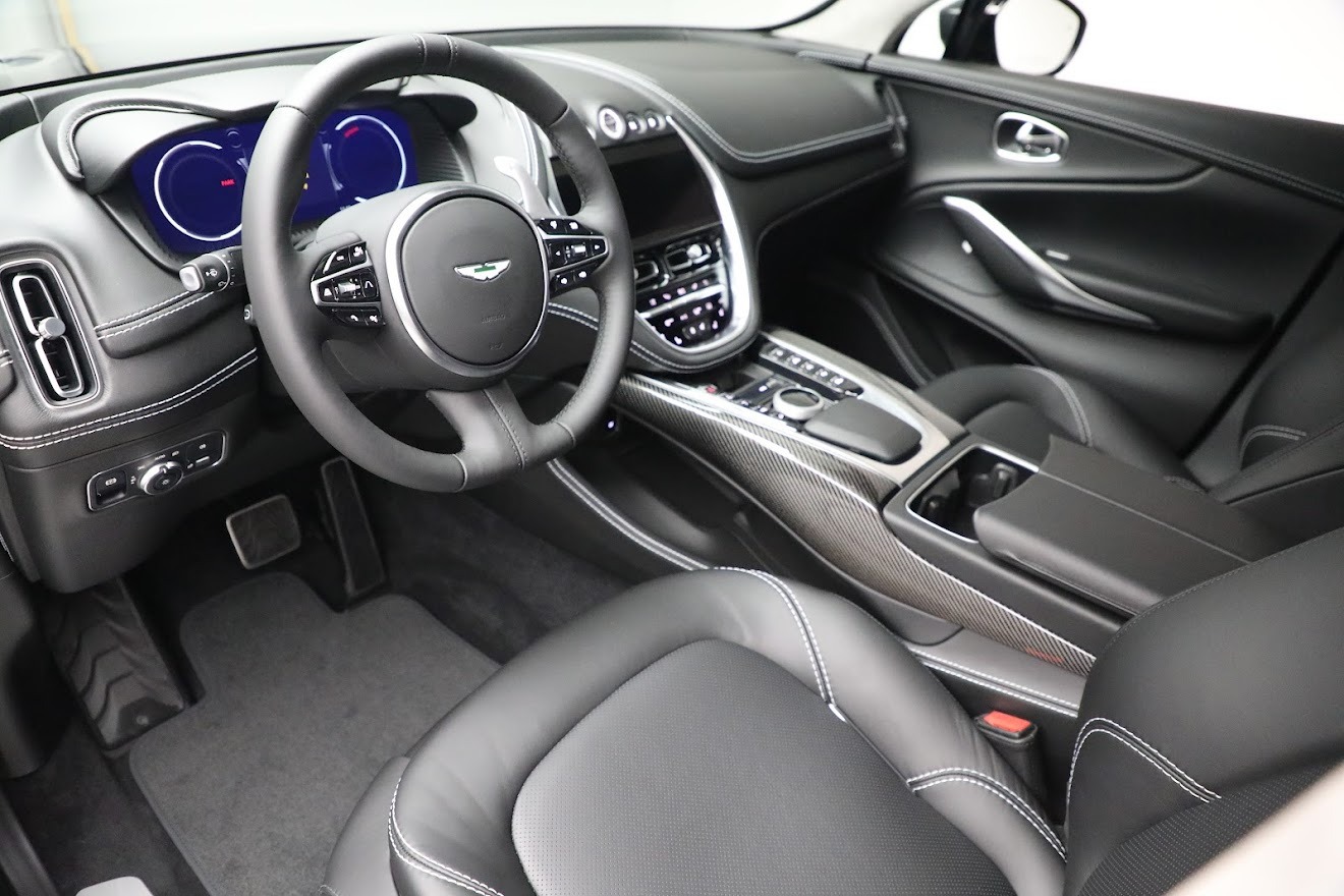 New 2021 Aston Martin DBX | St. Petersburg, FL