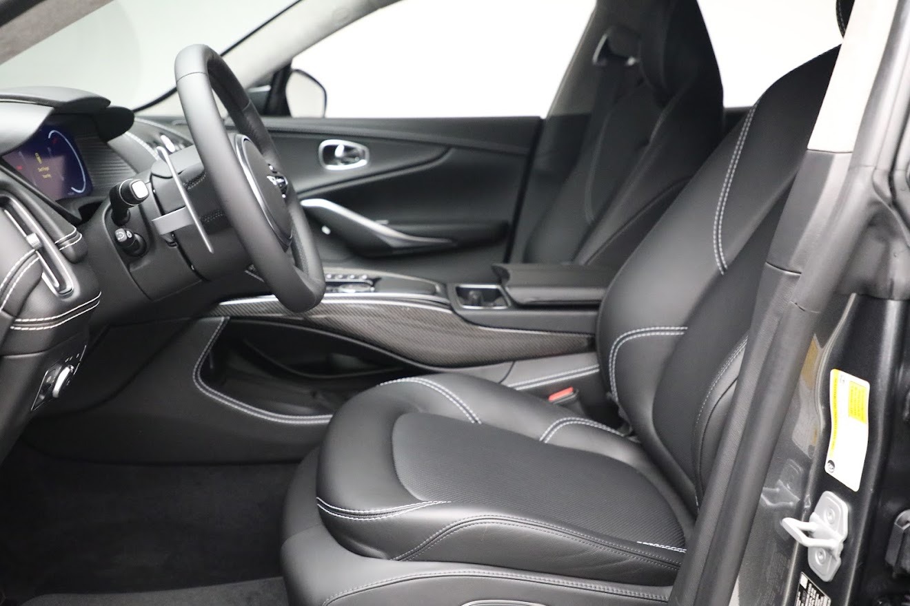 New 2021 Aston Martin DBX | St. Petersburg, FL