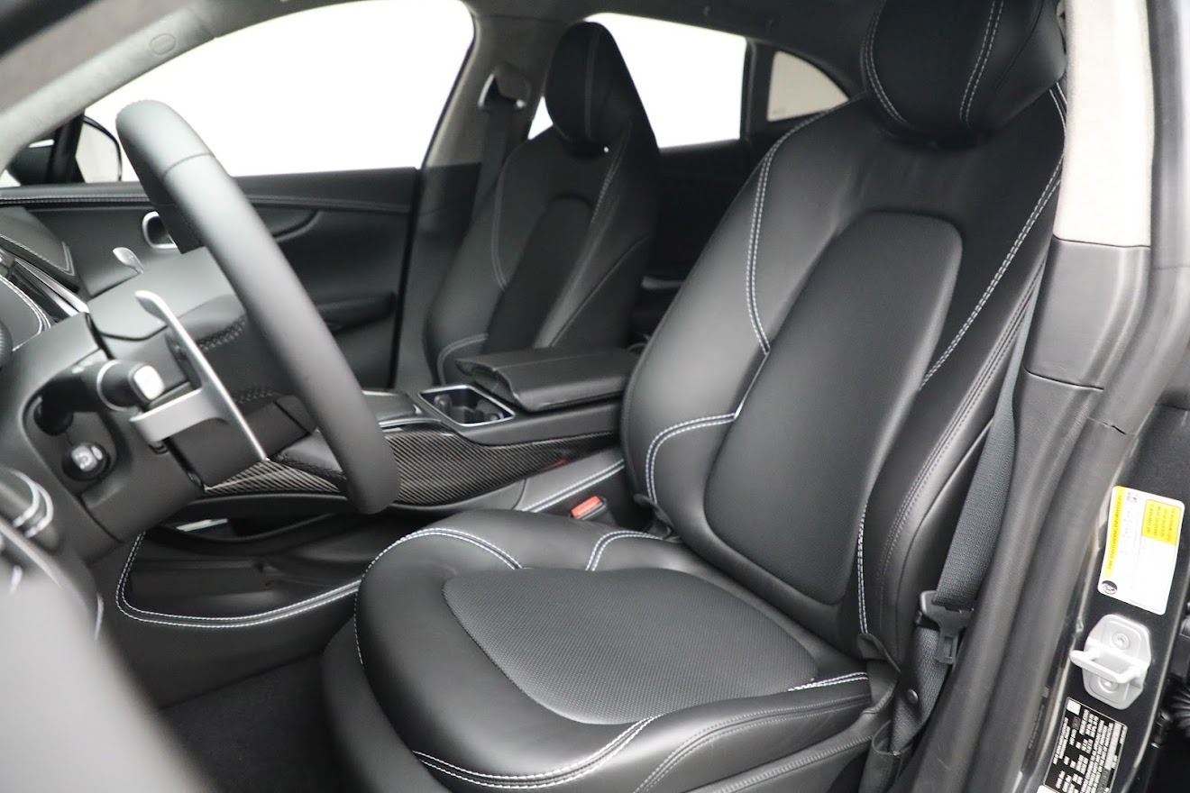 New 2021 Aston Martin DBX | St. Petersburg, FL