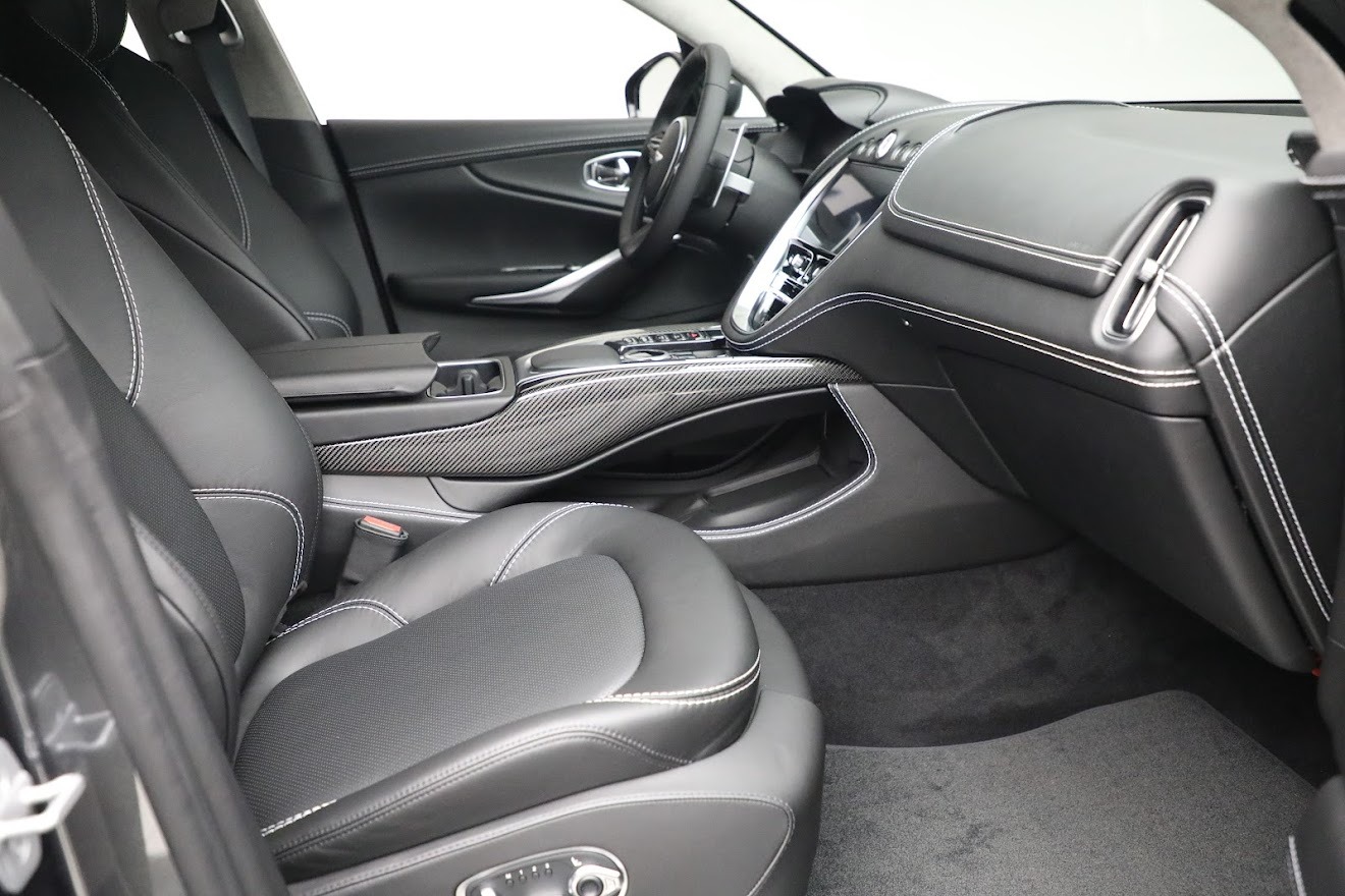 New 2021 Aston Martin DBX | St. Petersburg, FL