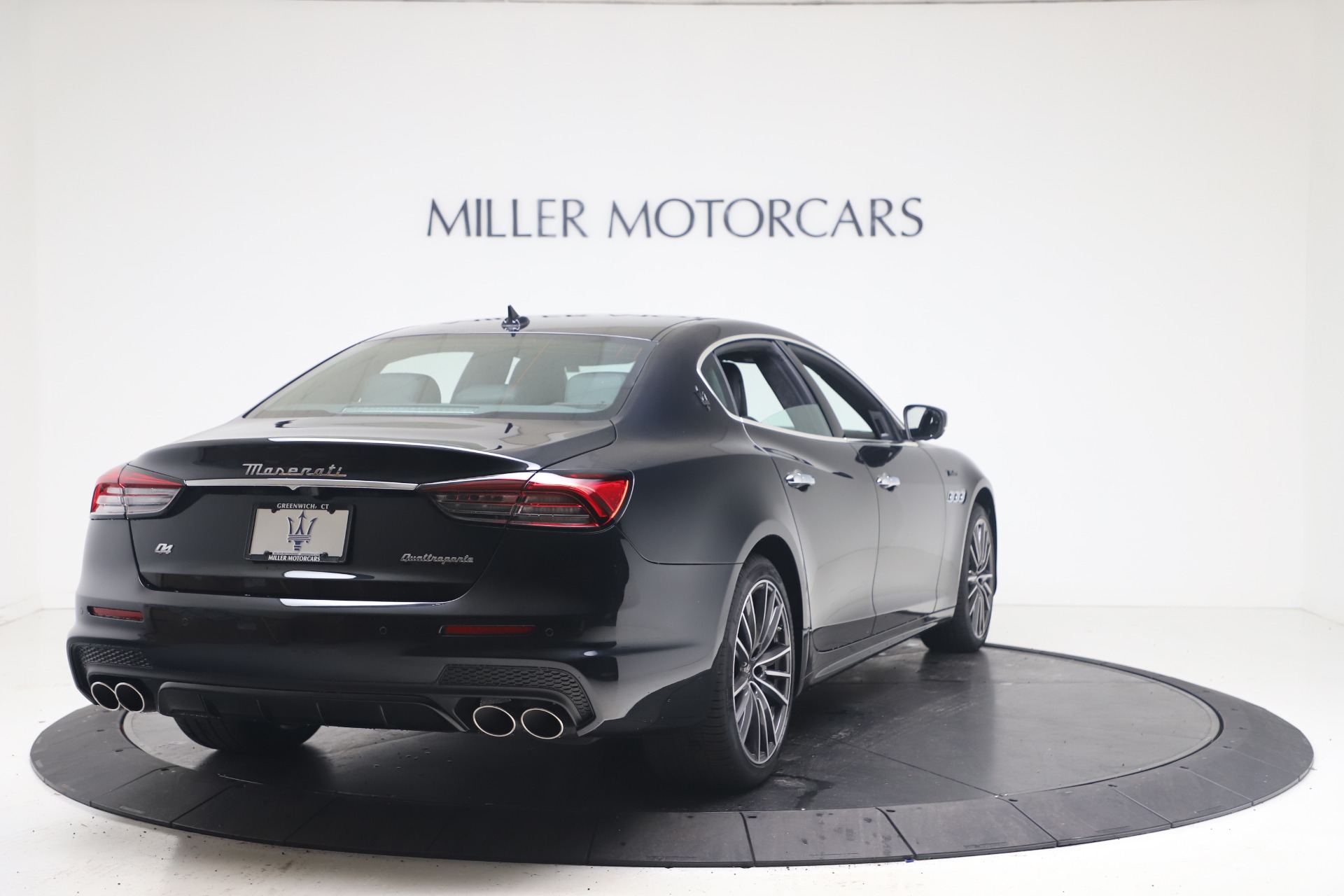 New 2022 Maserati Quattroporte Modena Q4 | St. Petersburg, FL