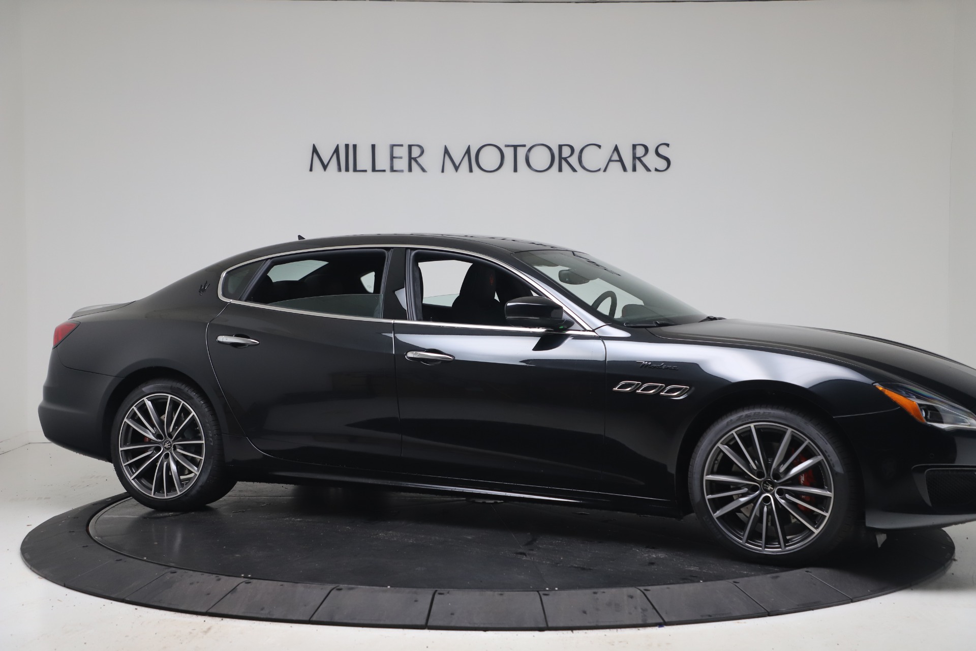 New 2022 Maserati Quattroporte Modena Q4 | St. Petersburg, FL
