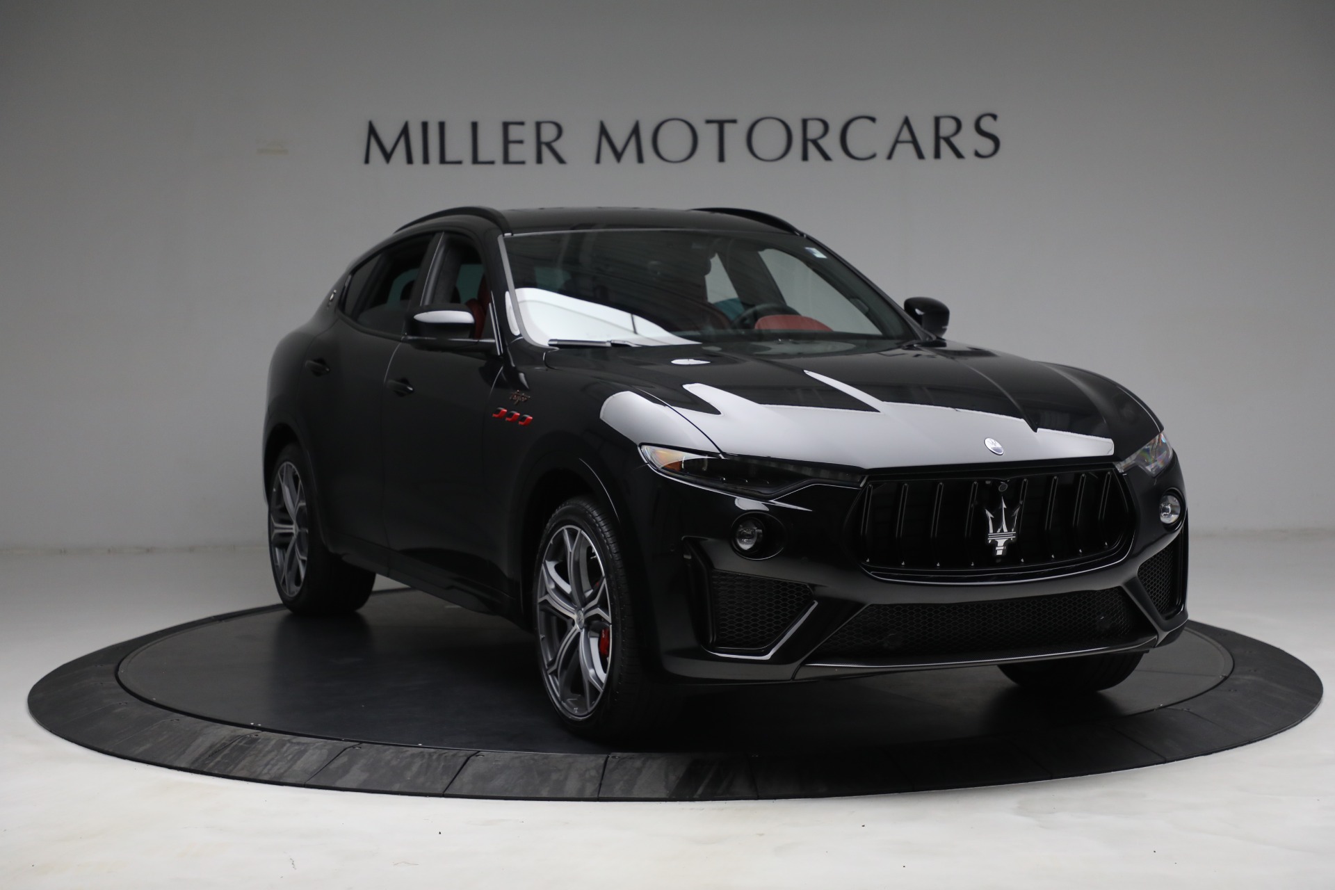 New 2022 Maserati Levante Trofeo | St. Petersburg, FL