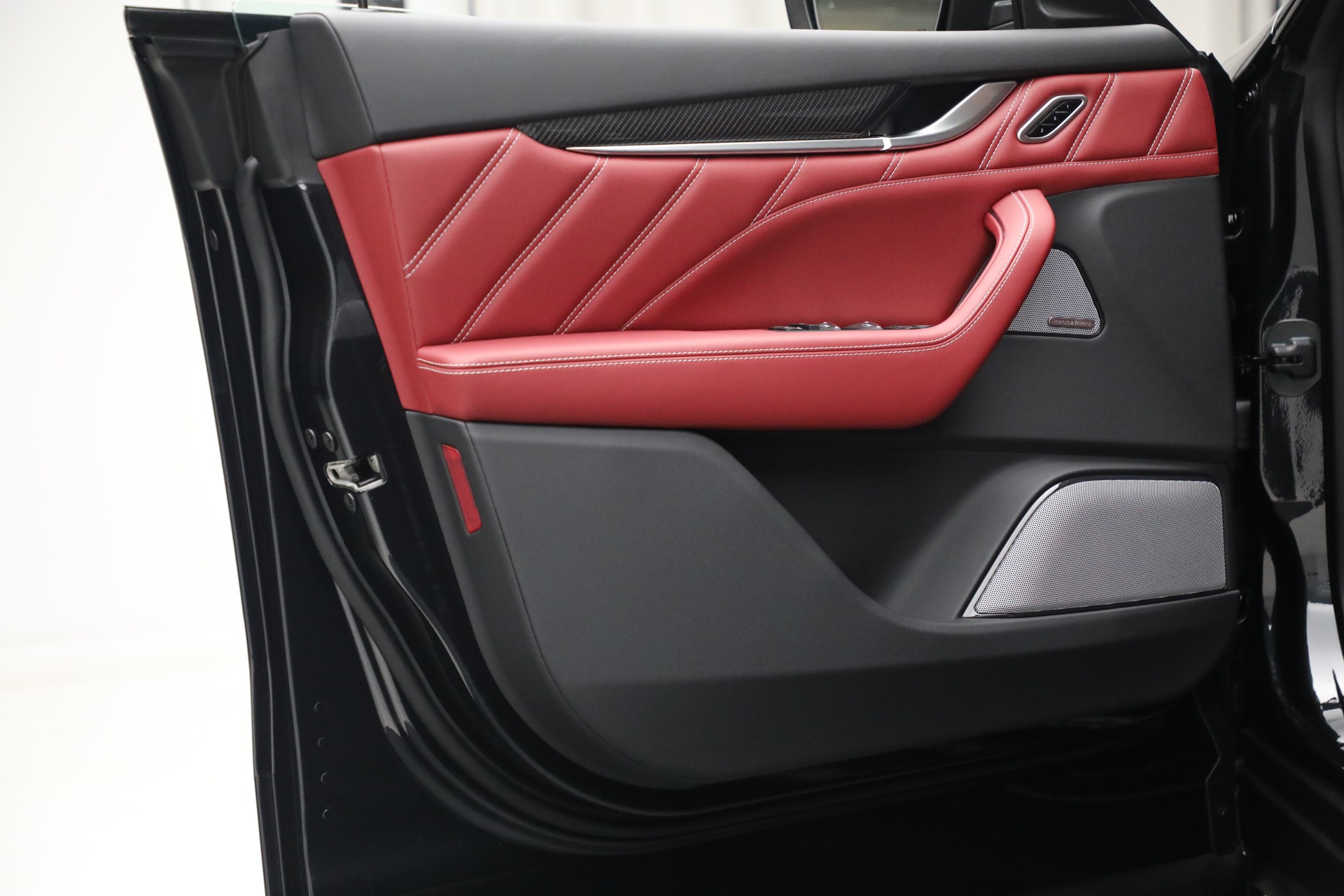 New 2022 Maserati Levante Trofeo | St. Petersburg, FL