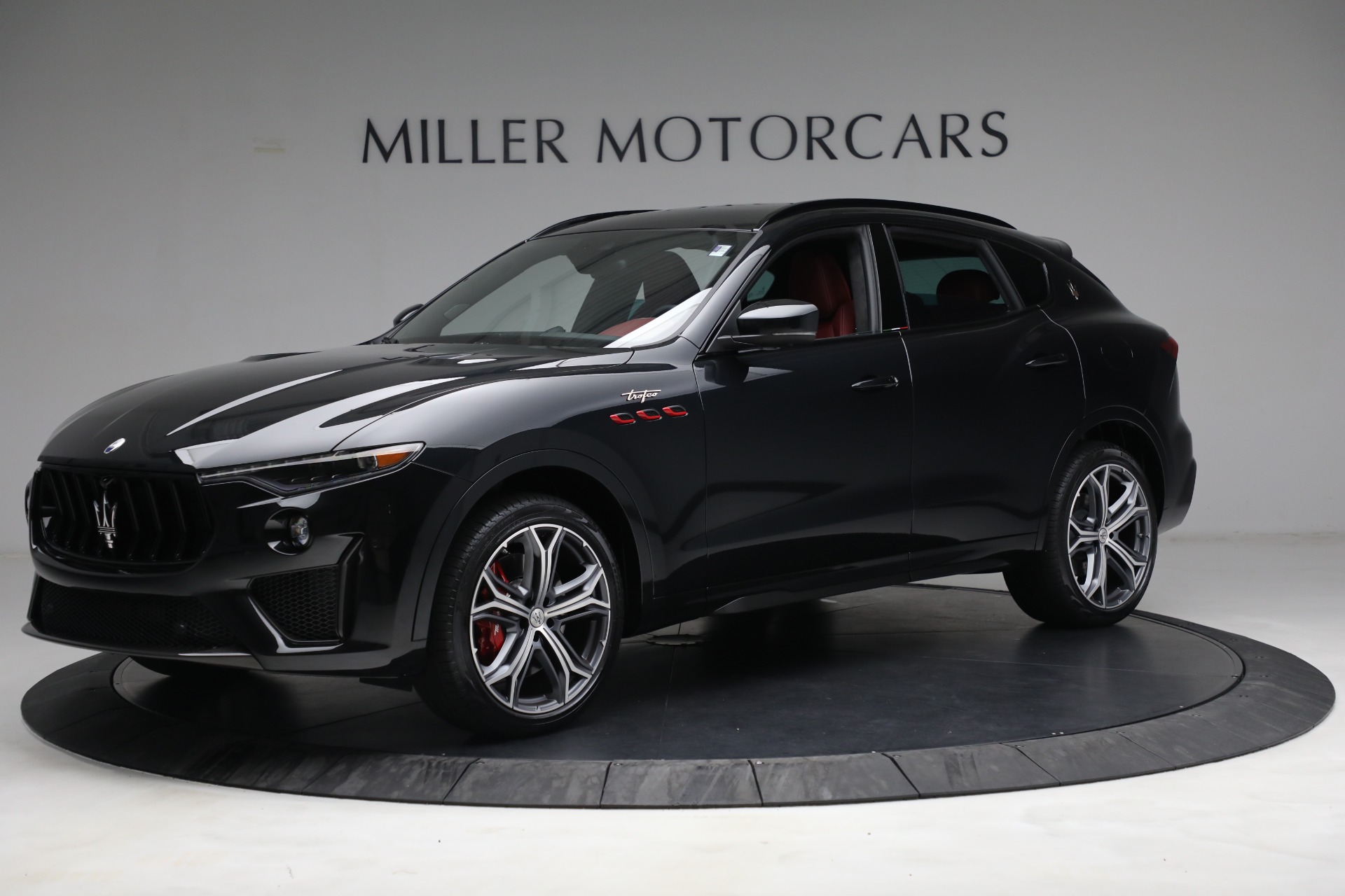 New 2022 Maserati Levante Trofeo | St. Petersburg, FL