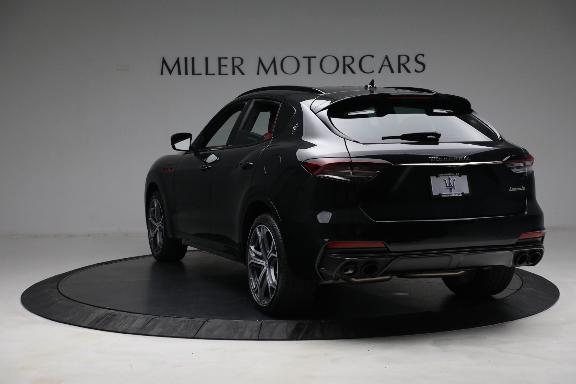 New 2022 Maserati Levante Trofeo | St. Petersburg, FL