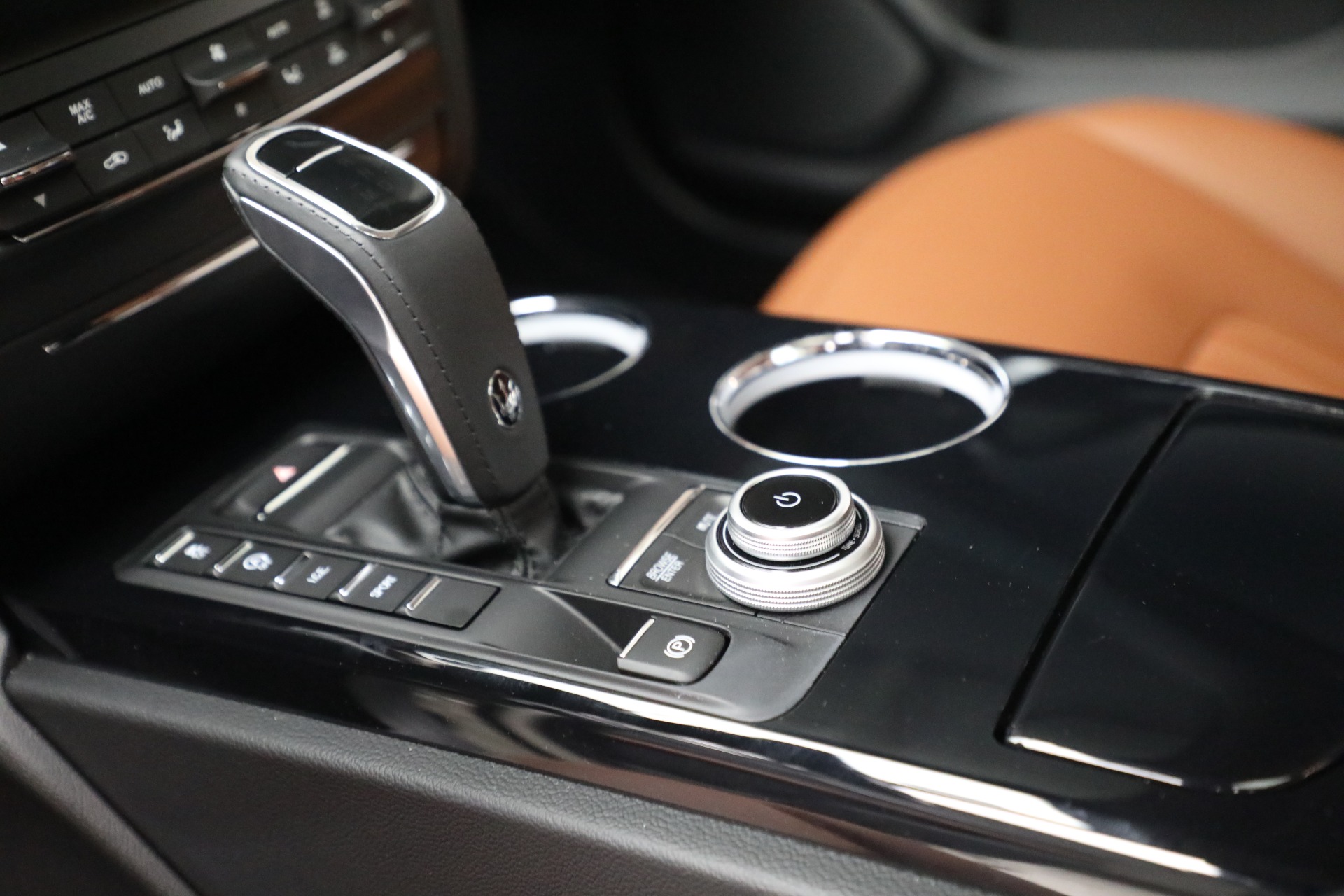 New 2022 Maserati Ghibli Modena Q4 | St. Petersburg, FL
