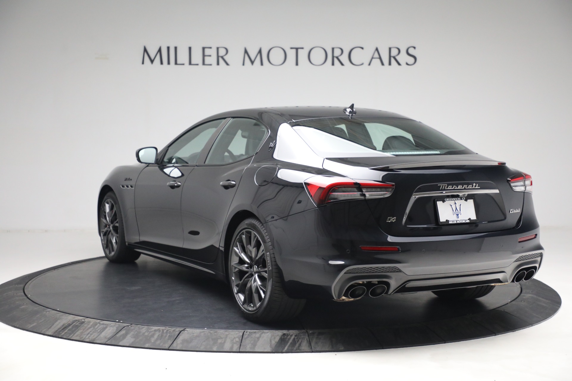New 2022 Maserati Ghibli Modena Q4 | St. Petersburg, FL