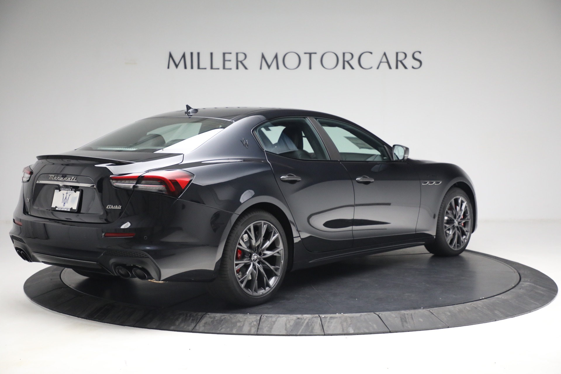 New 2022 Maserati Ghibli Modena Q4 | St. Petersburg, FL