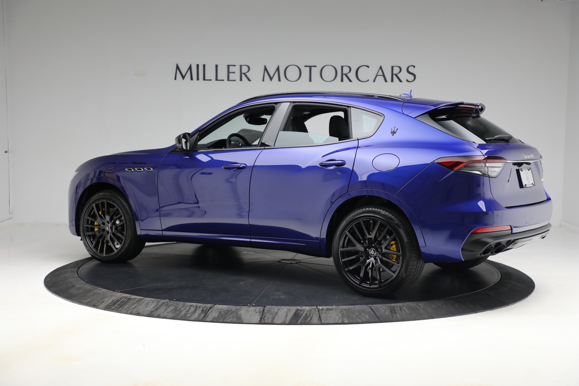 New 2022 Maserati Levante Modena | St. Petersburg, FL
