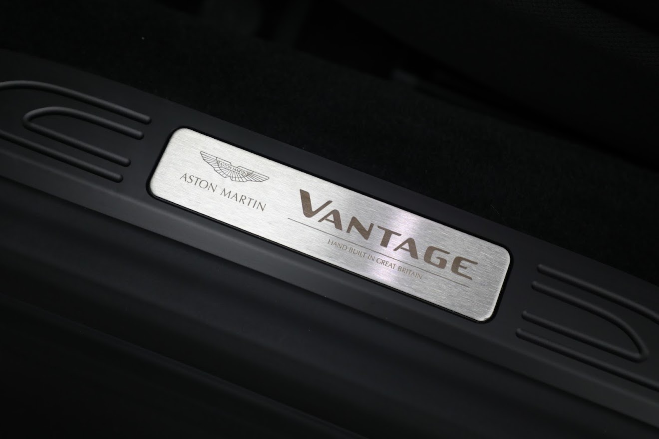 New 2021 Aston Martin Vantage | St. Petersburg, FL