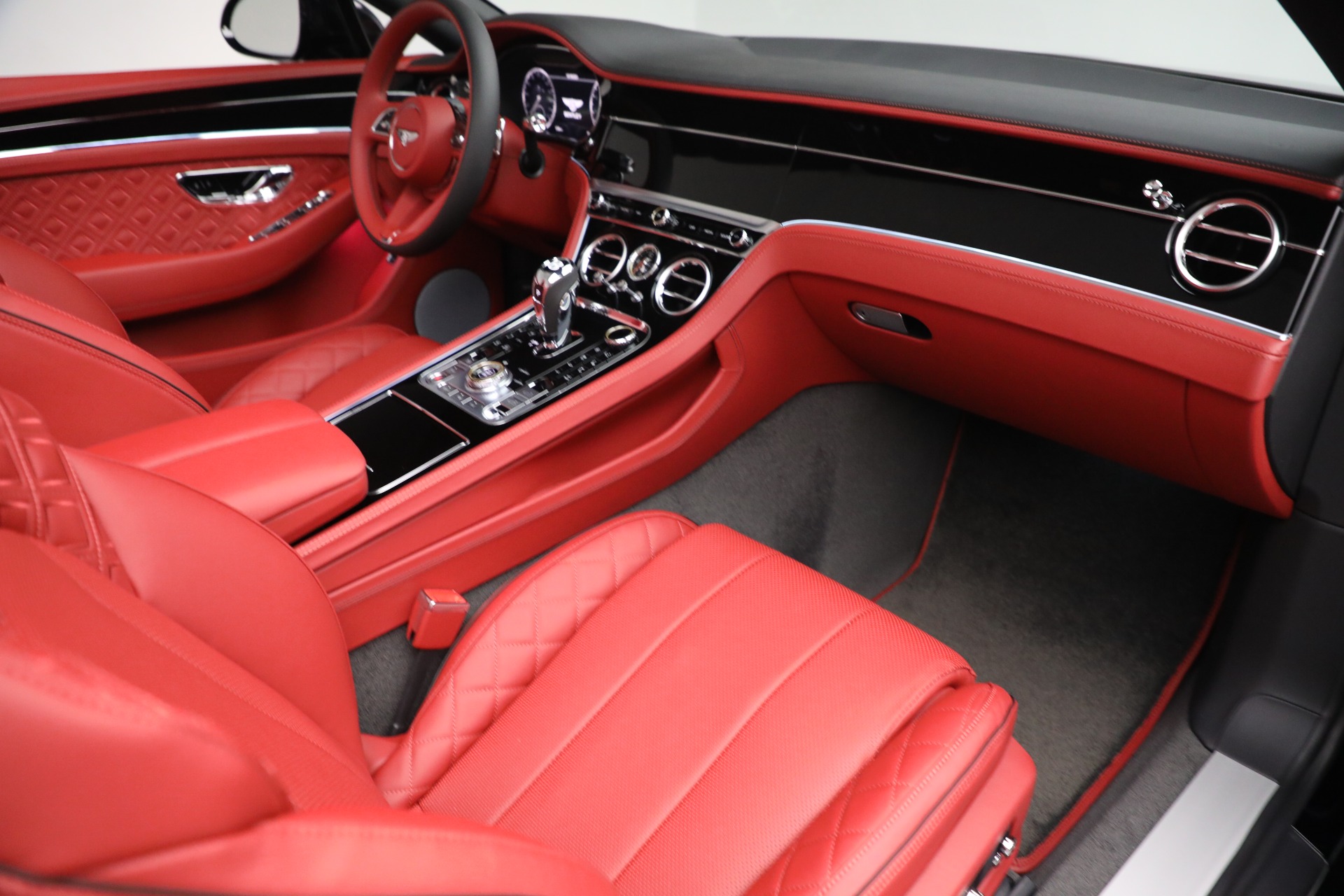 New 2022 Bentley Continental GT V8 | St. Petersburg, FL