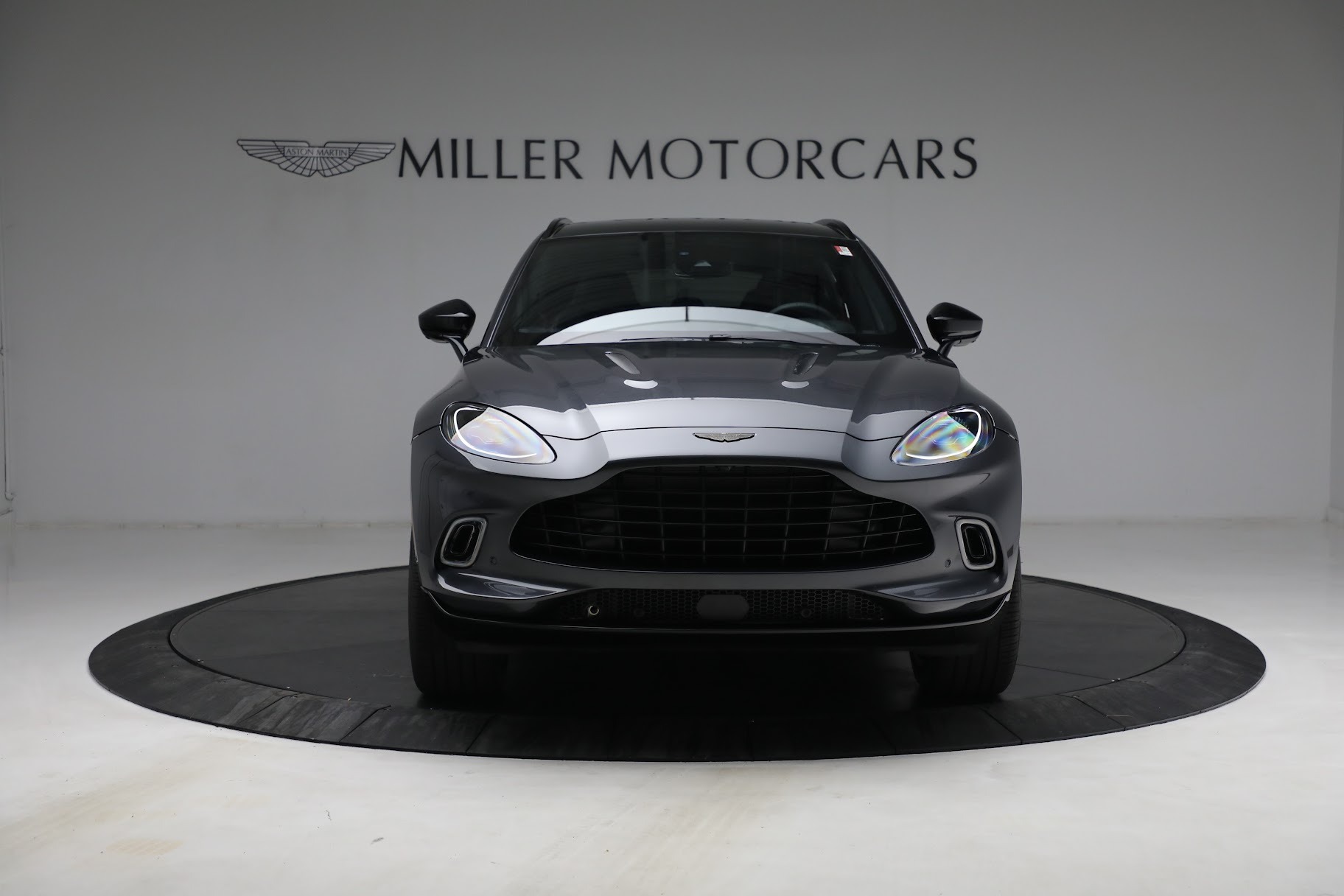 Used 2021 Aston Martin DBX | St. Petersburg, FL