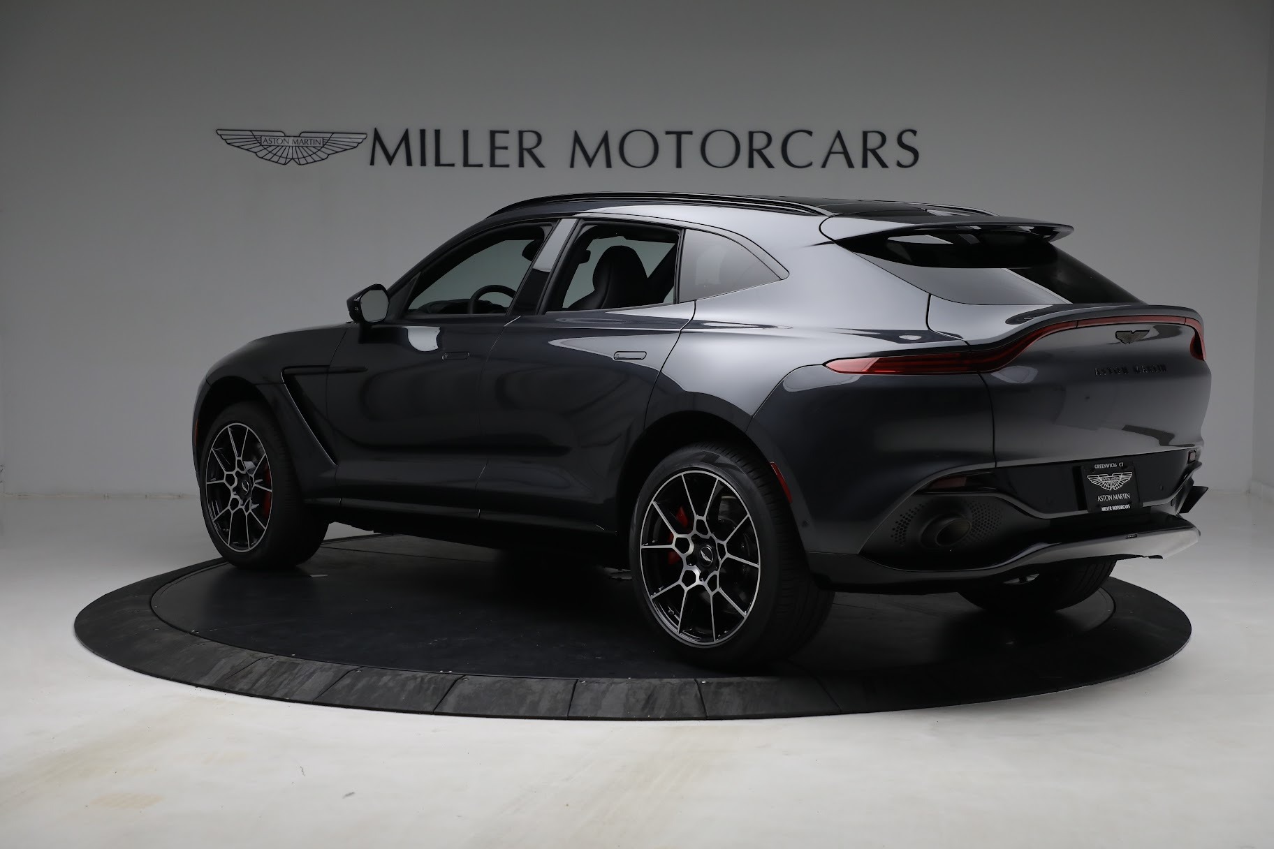 Used 2021 Aston Martin DBX | St. Petersburg, FL