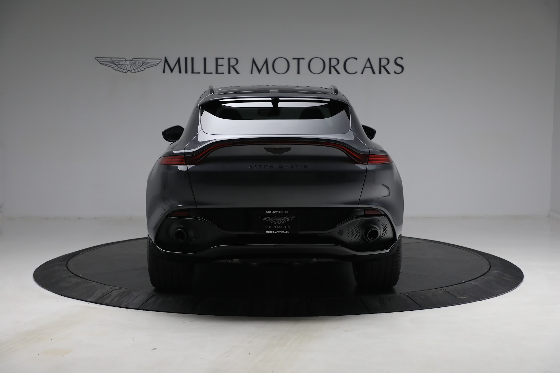 Used 2021 Aston Martin DBX | St. Petersburg, FL