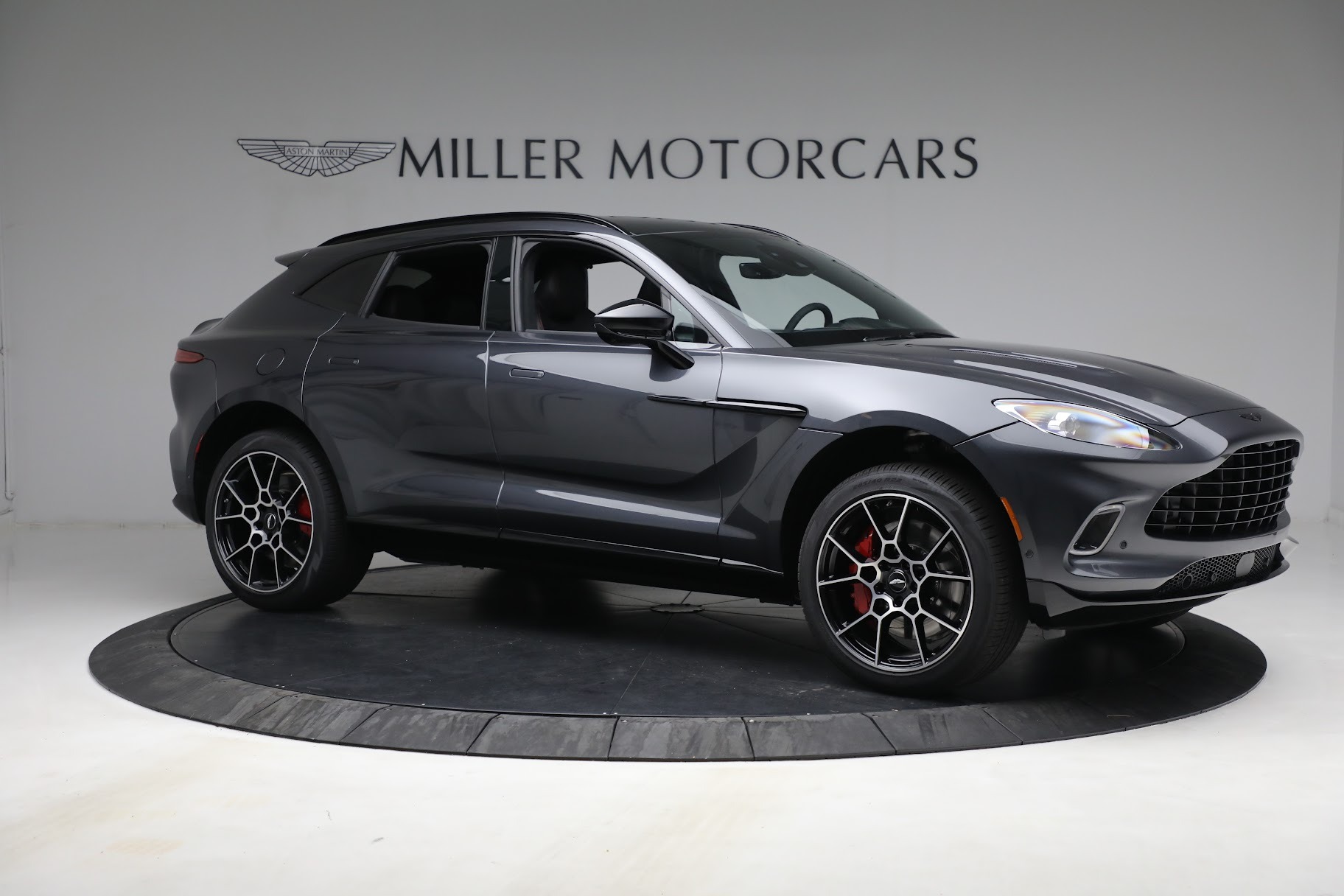 Used 2021 Aston Martin DBX | St. Petersburg, FL