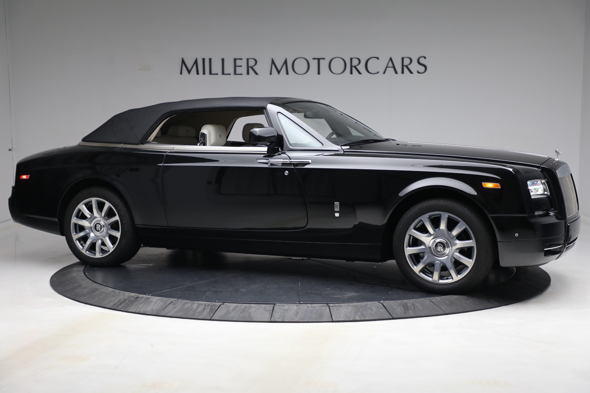 Used 2013 Rolls-Royce Phantom Drophead Coupe | St. Petersburg, FL