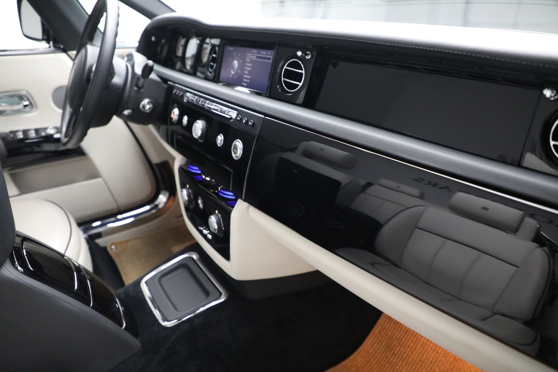 Used 2013 Rolls-Royce Phantom Drophead Coupe | St. Petersburg, FL