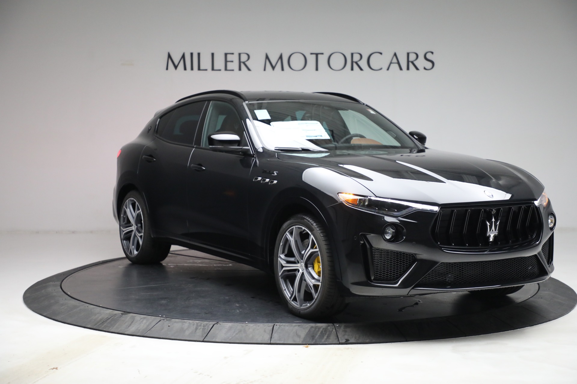 New 2022 Maserati Levante Modena S | St. Petersburg, FL