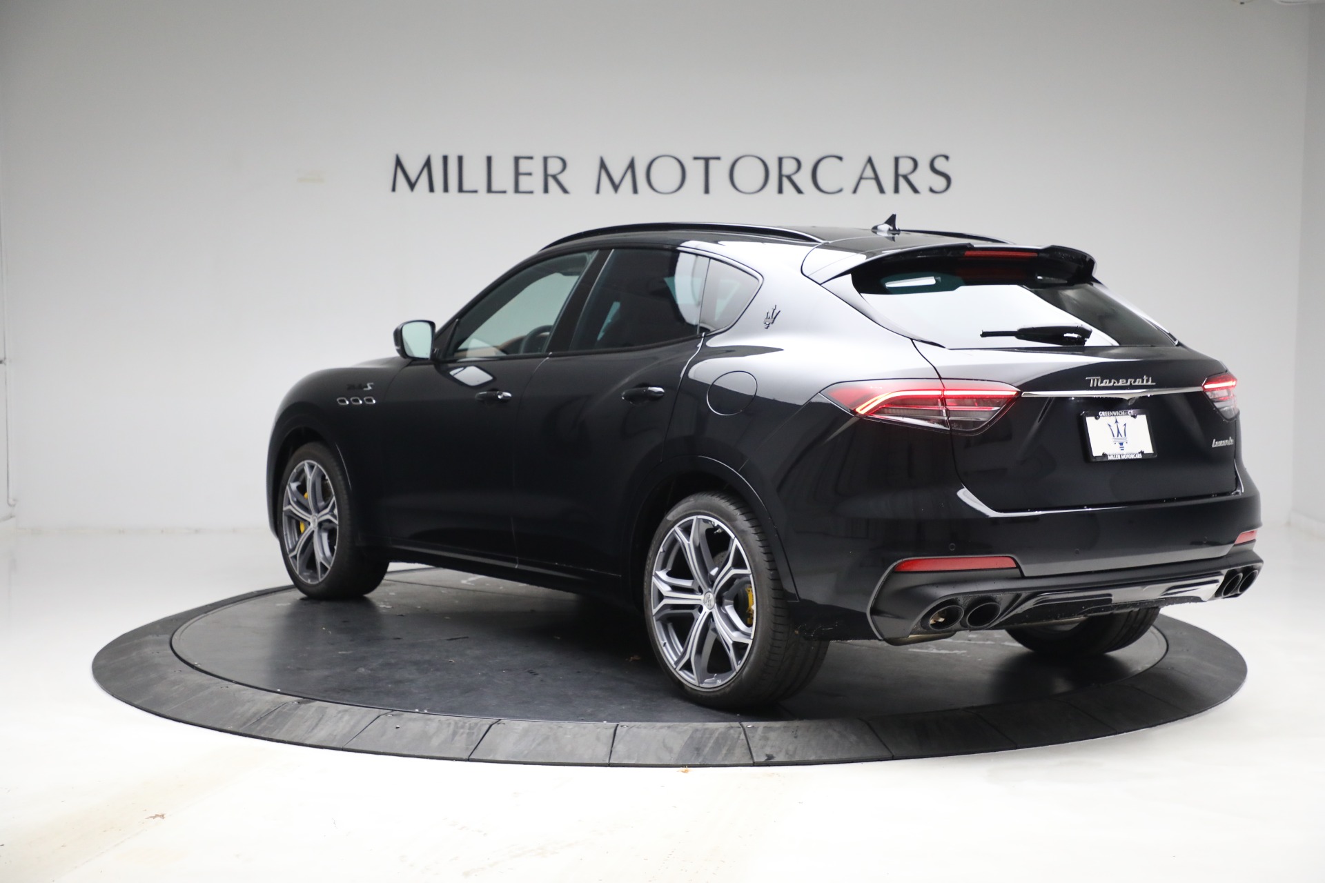 New 2022 Maserati Levante Modena S | St. Petersburg, FL