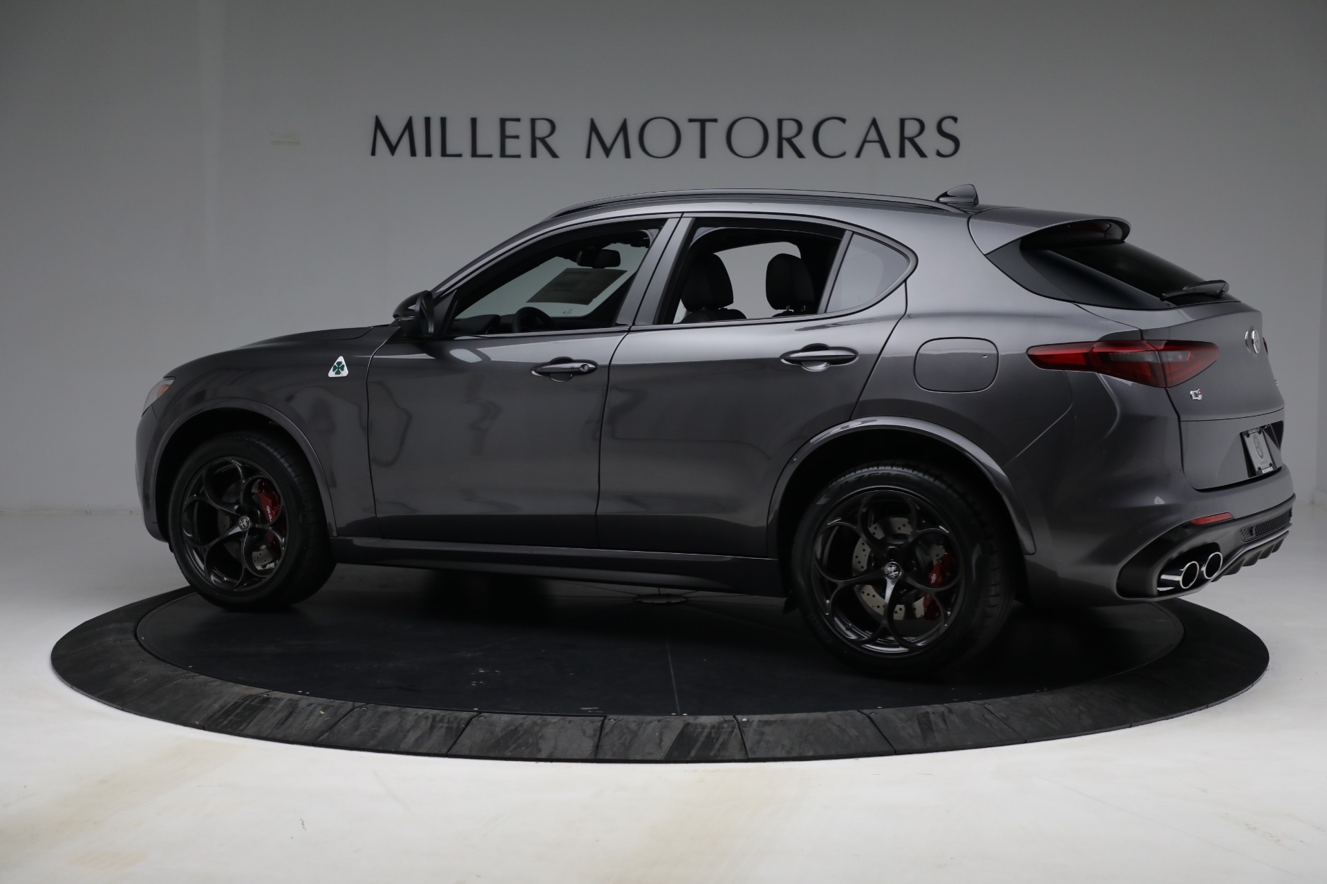 New 2022 Alfa Romeo Stelvio Quadrifoglio | St. Petersburg, FL