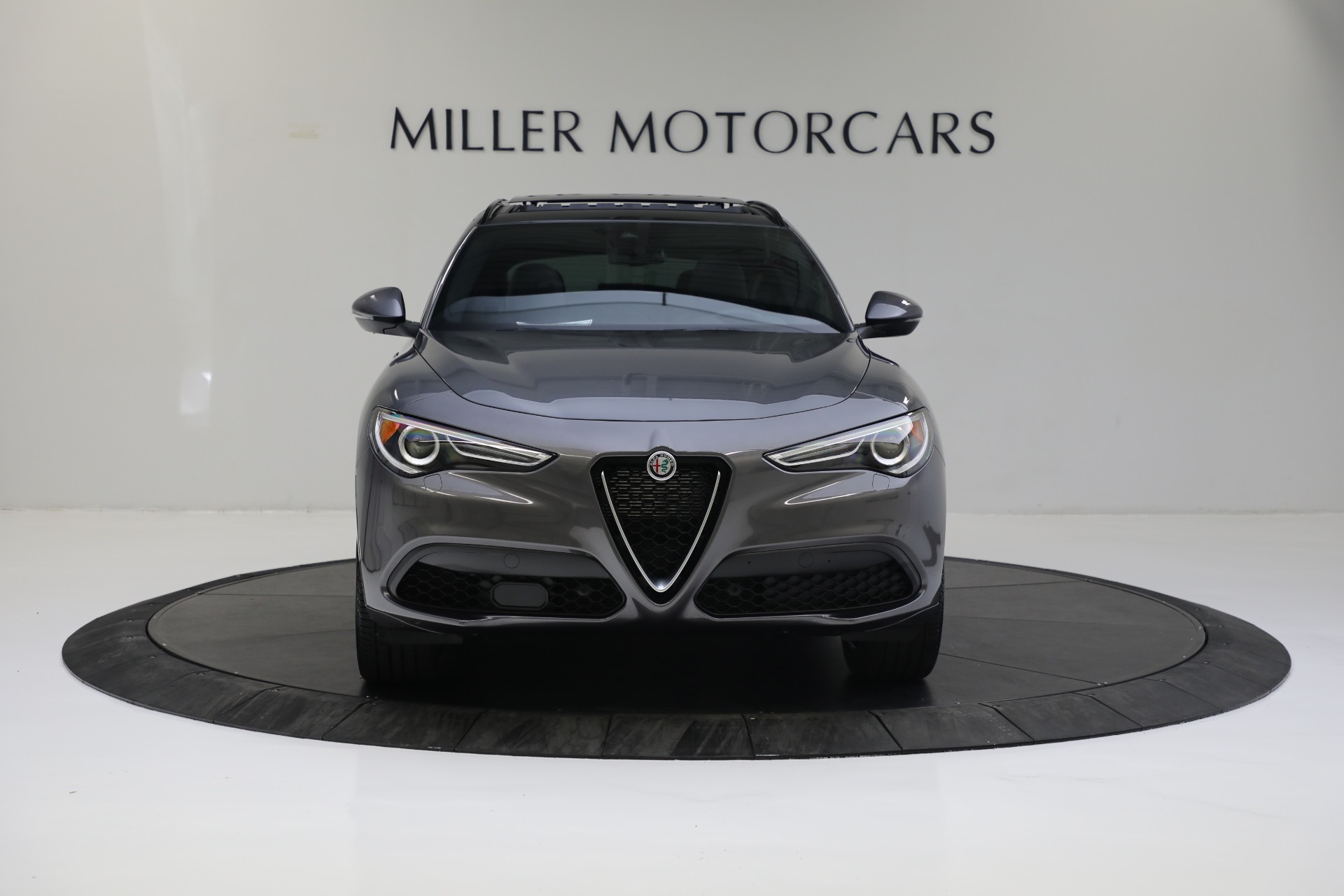 New 2022 Alfa Romeo Stelvio Ti | St. Petersburg, FL