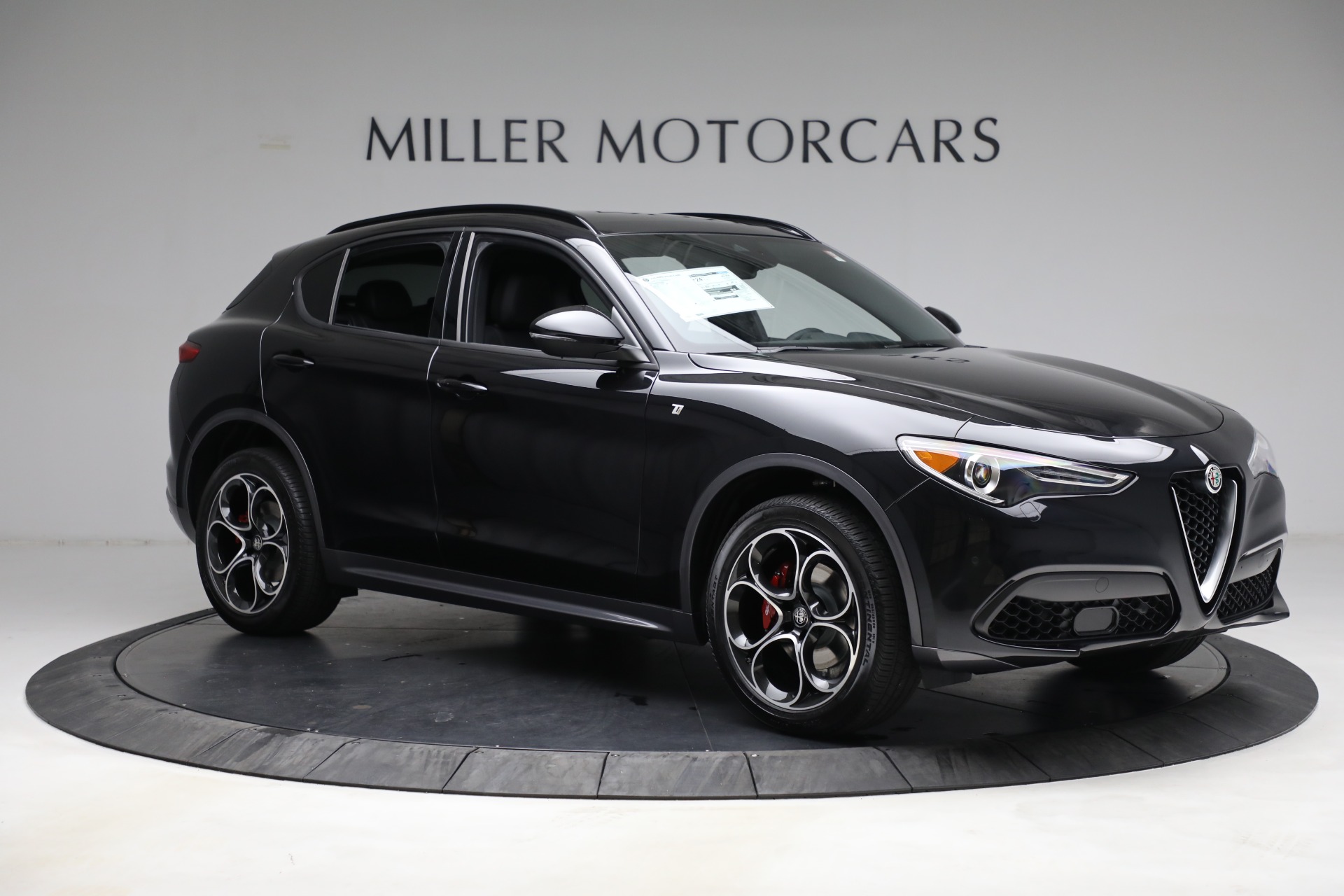New 2022 Alfa Romeo Stelvio Ti | St. Petersburg, FL