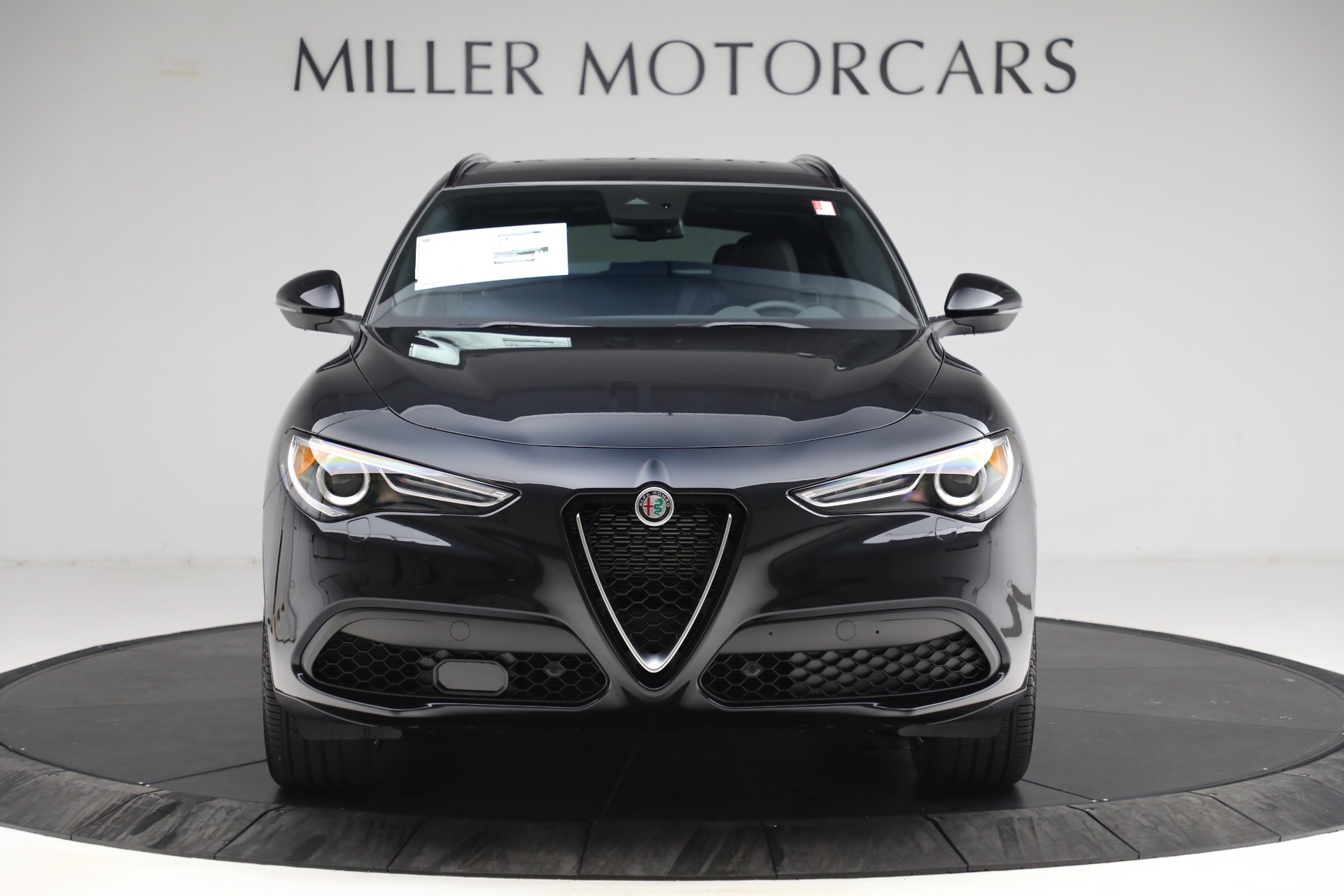 New 2022 Alfa Romeo Stelvio Ti | St. Petersburg, FL