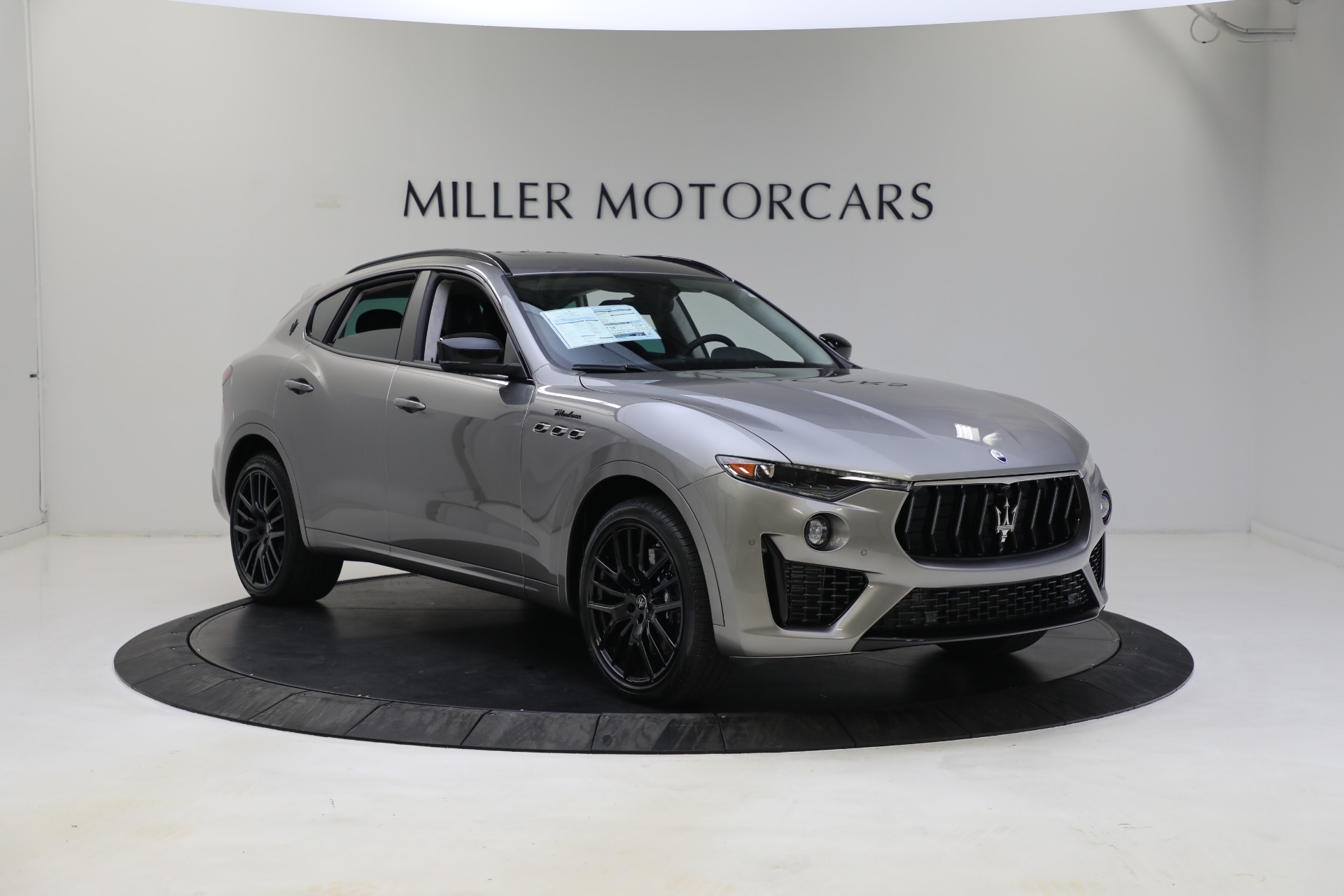 New 2022 Maserati Levante Modena | St. Petersburg, FL