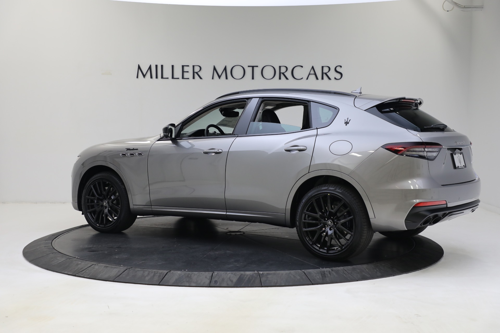 New 2022 Maserati Levante Modena | St. Petersburg, FL