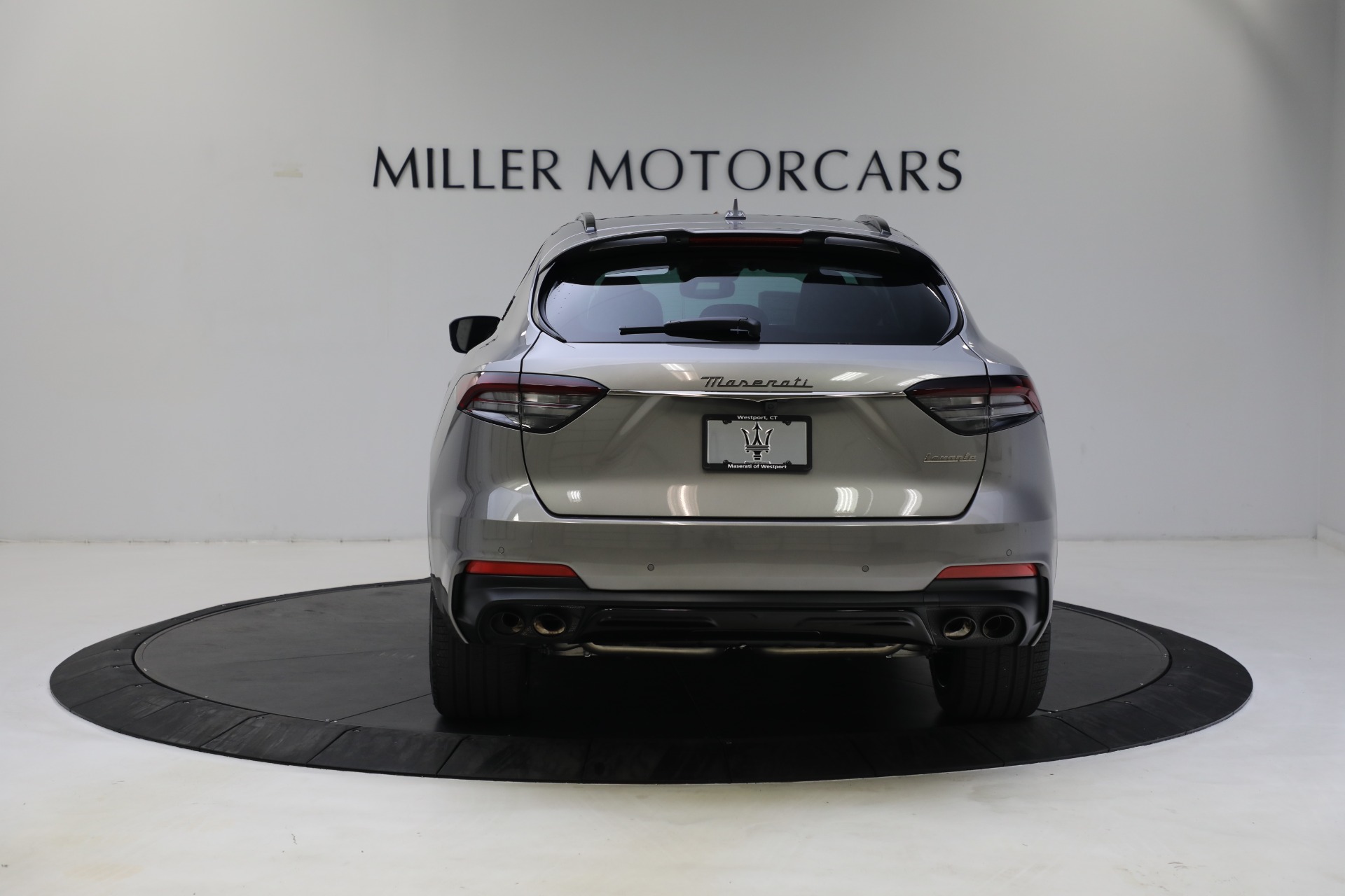 New 2022 Maserati Levante Modena | St. Petersburg, FL