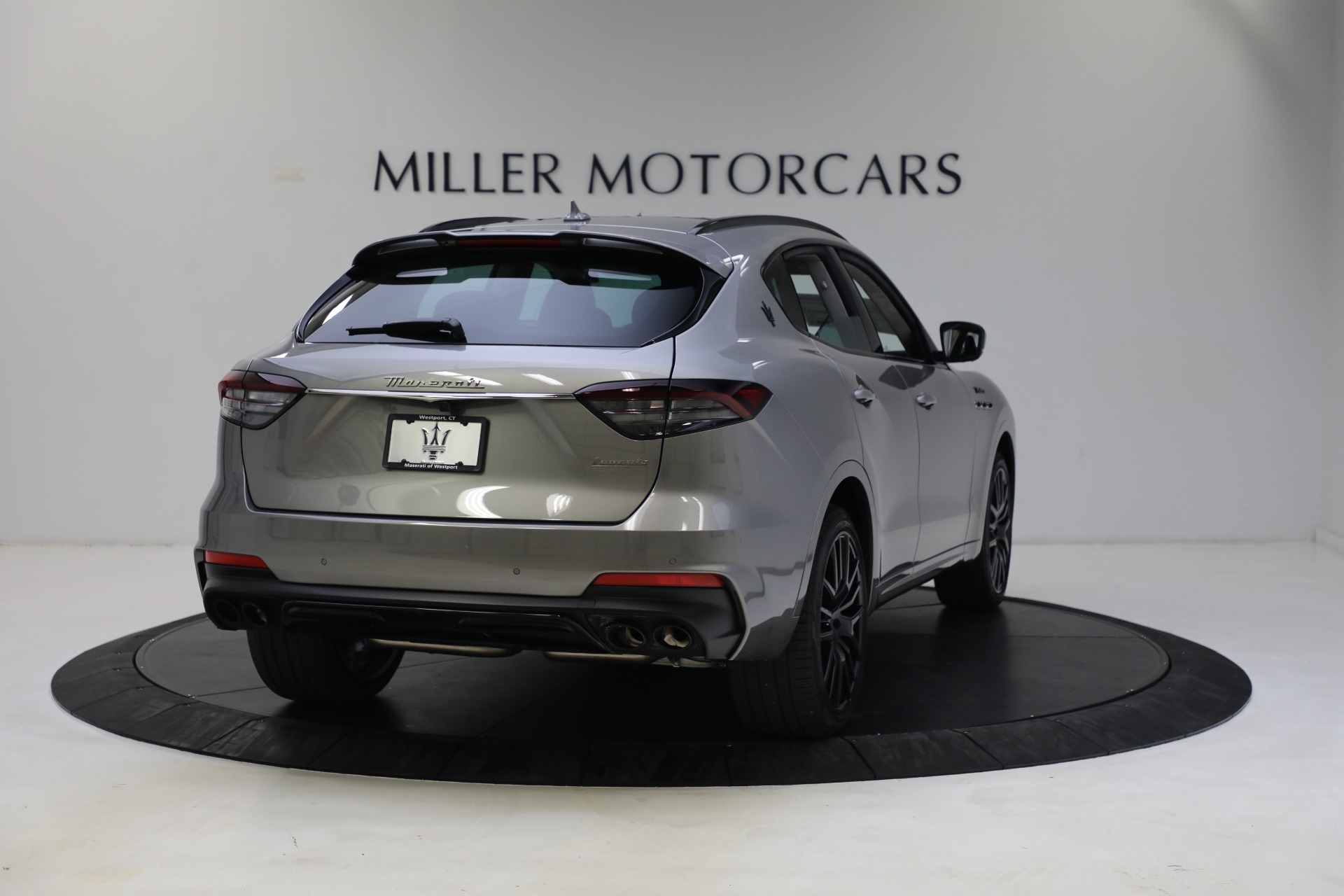 New 2022 Maserati Levante Modena | St. Petersburg, FL