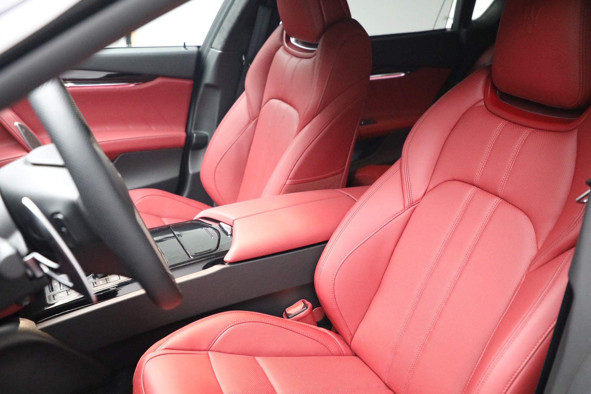 New 2022 Maserati Quattroporte Modena Q4 | St. Petersburg, FL