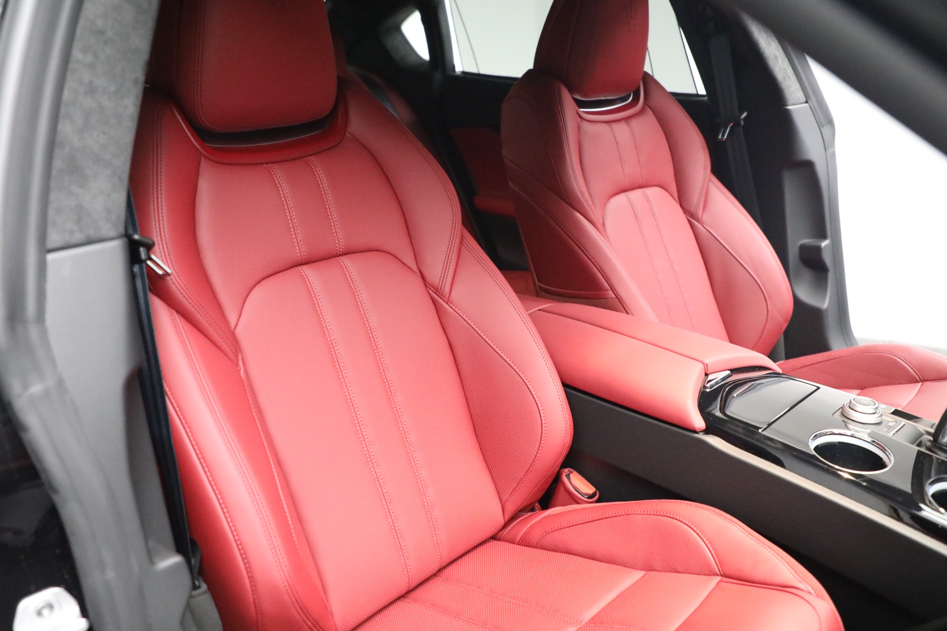 New 2022 Maserati Quattroporte Modena Q4 | St. Petersburg, FL