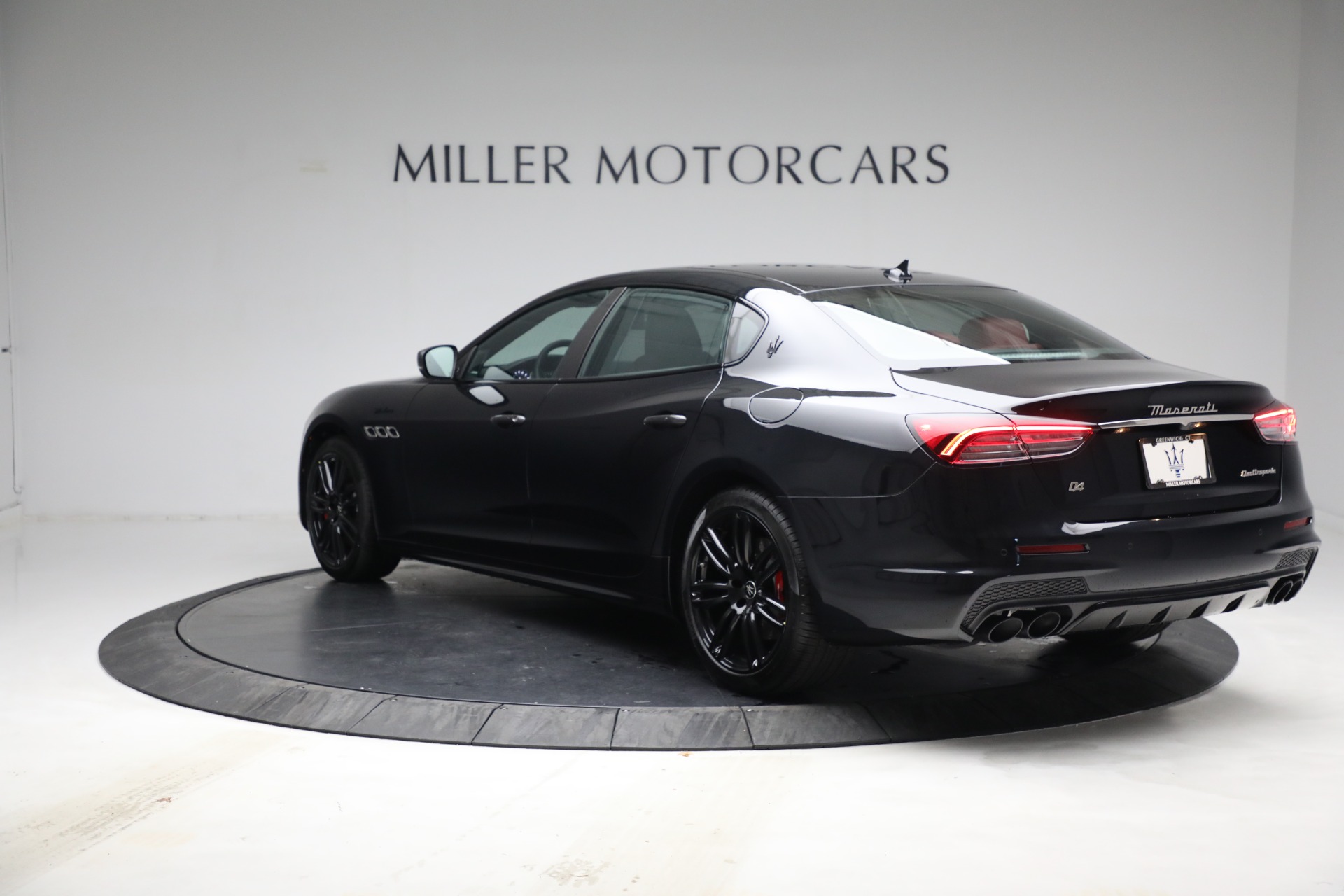 New 2022 Maserati Quattroporte Modena Q4 | St. Petersburg, FL