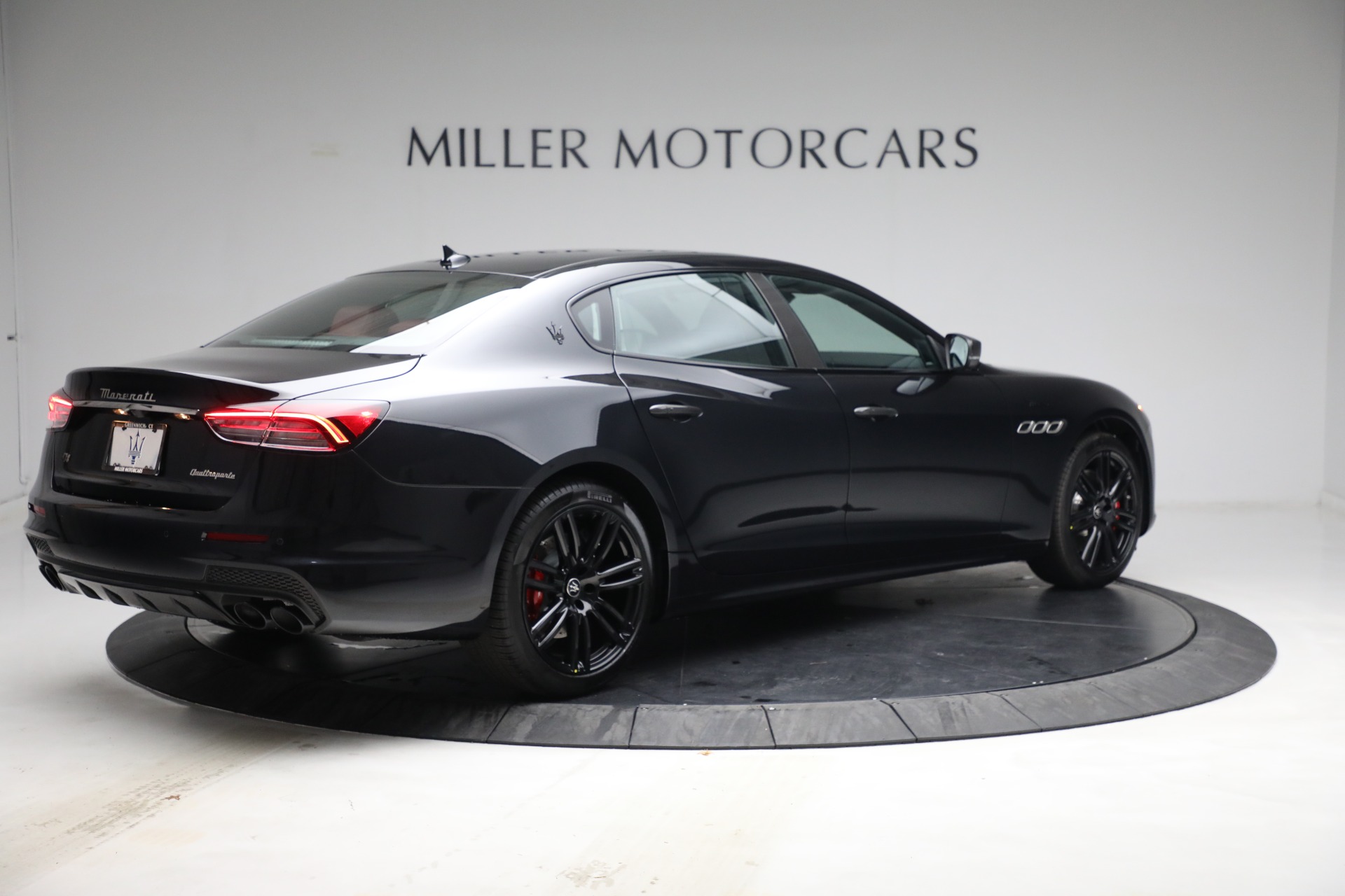 New 2022 Maserati Quattroporte Modena Q4 | St. Petersburg, FL