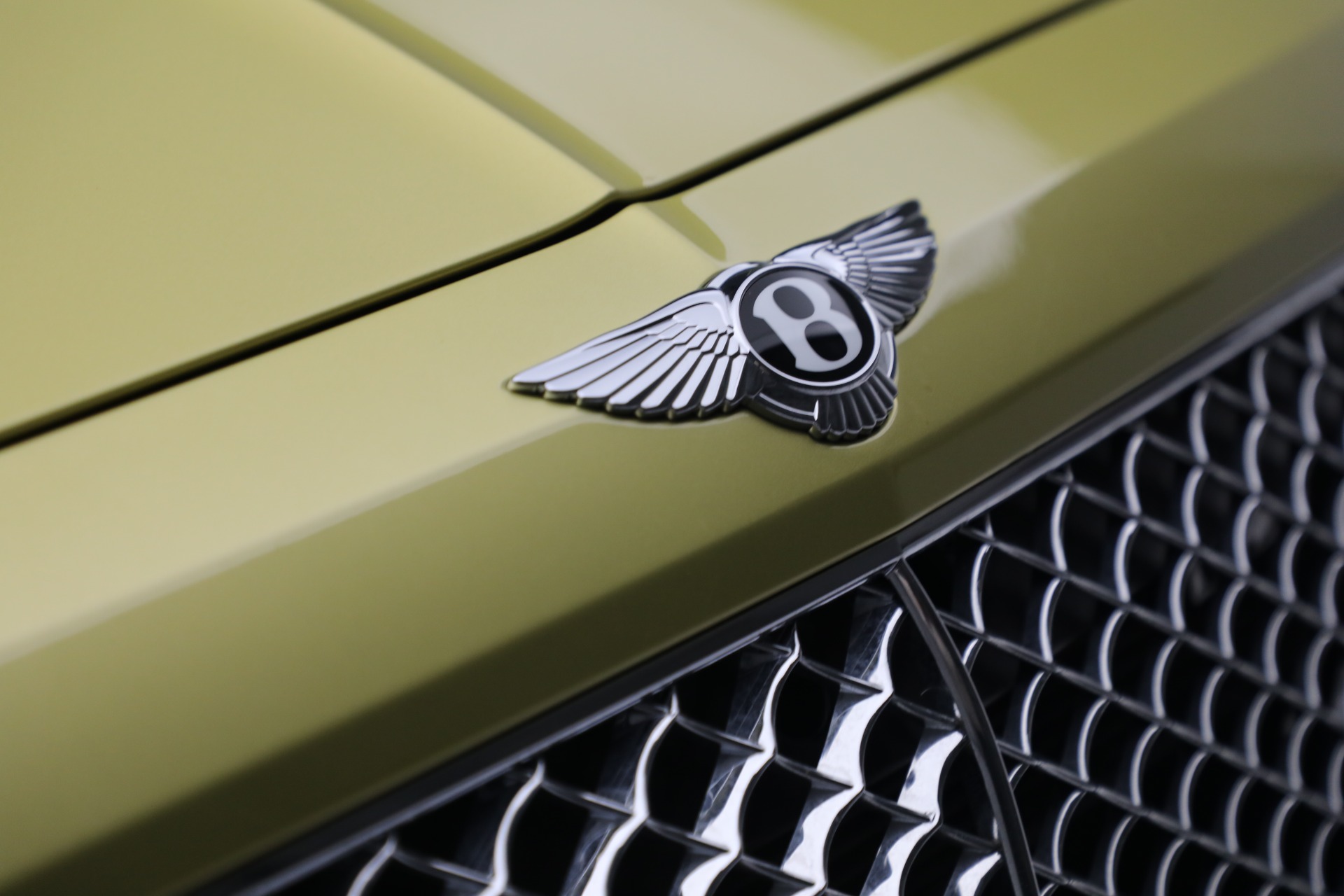 Used 2018 Bentley Bentayga W12 Signature | St. Petersburg, FL