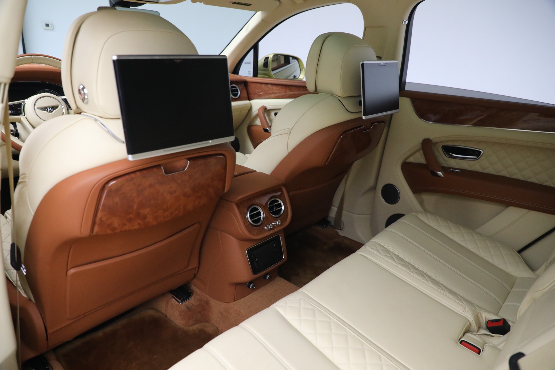 Used 2018 Bentley Bentayga W12 Signature | St. Petersburg, FL