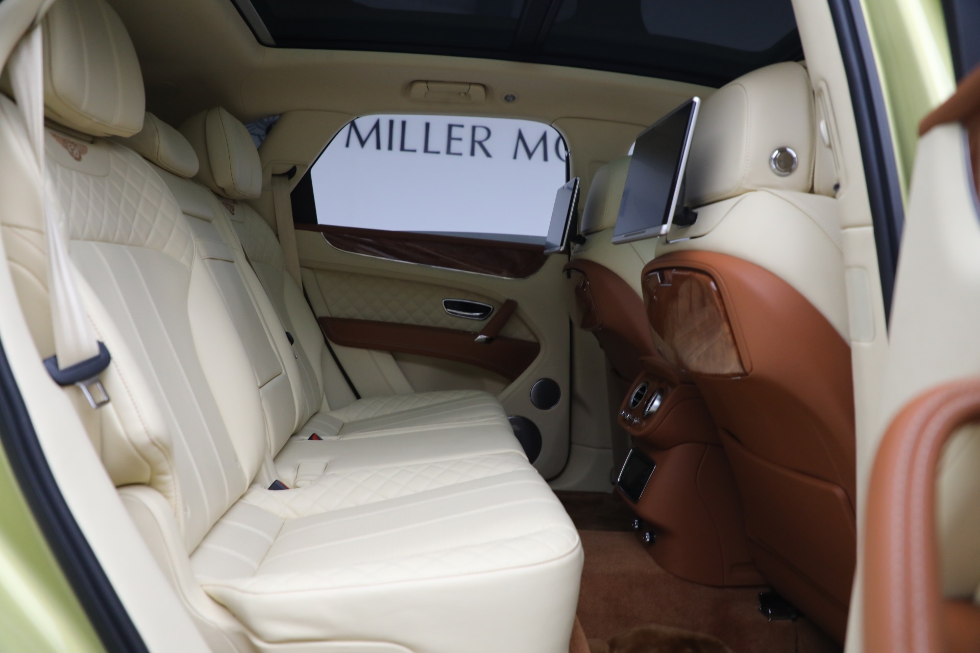 Used 2018 Bentley Bentayga W12 Signature | St. Petersburg, FL
