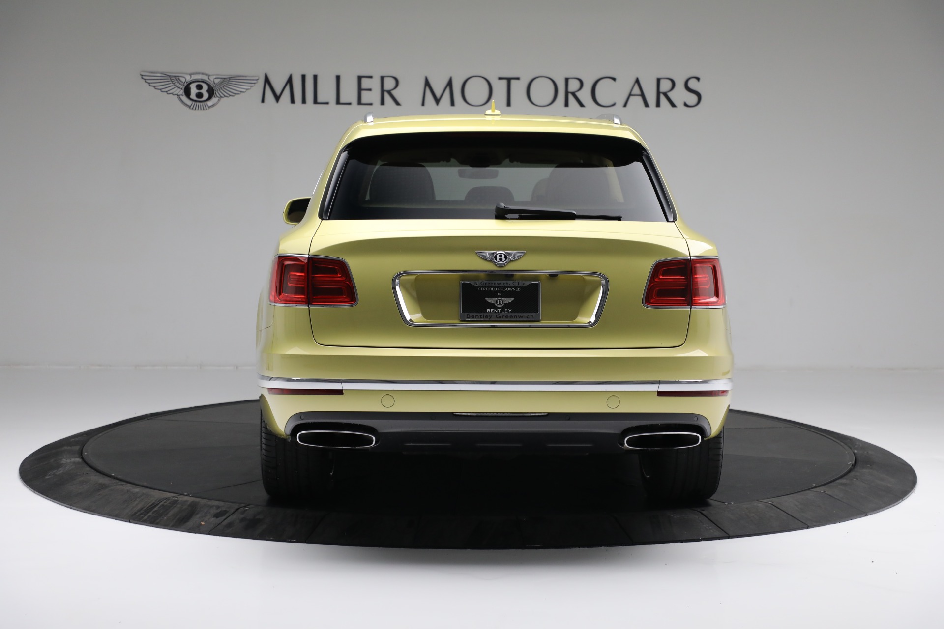 Used 2018 Bentley Bentayga W12 Signature | St. Petersburg, FL