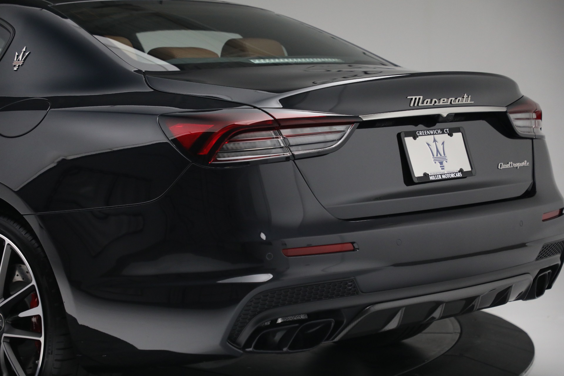 New 2022 Maserati Quattroporte Trofeo | St. Petersburg, FL