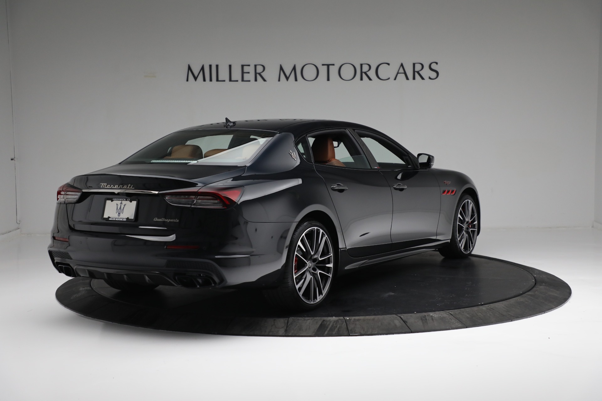 New 2022 Maserati Quattroporte Trofeo | St. Petersburg, FL