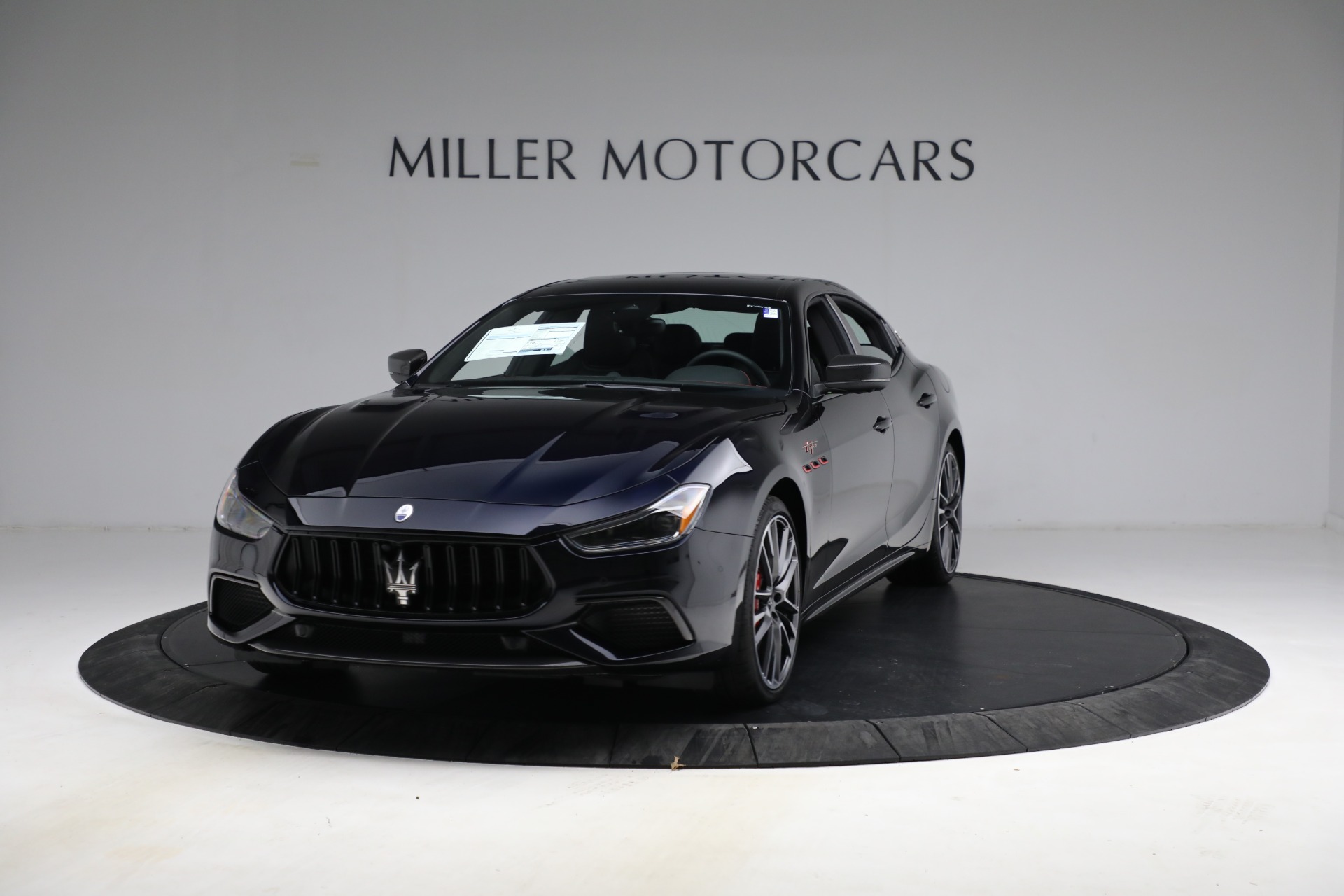 New 2022 Maserati Ghibli Trofeo | St. Petersburg, FL