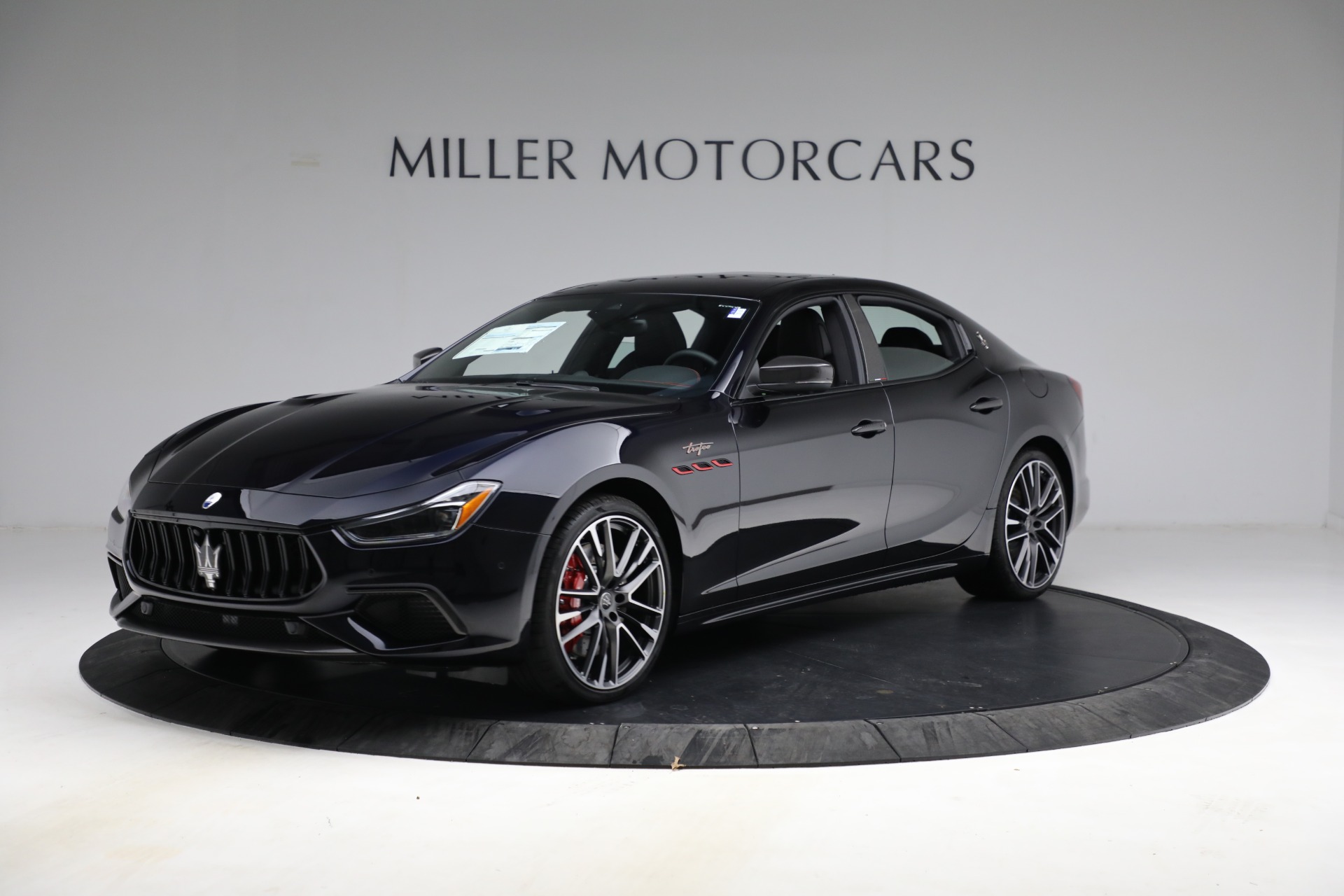 New 2022 Maserati Ghibli Trofeo | St. Petersburg, FL