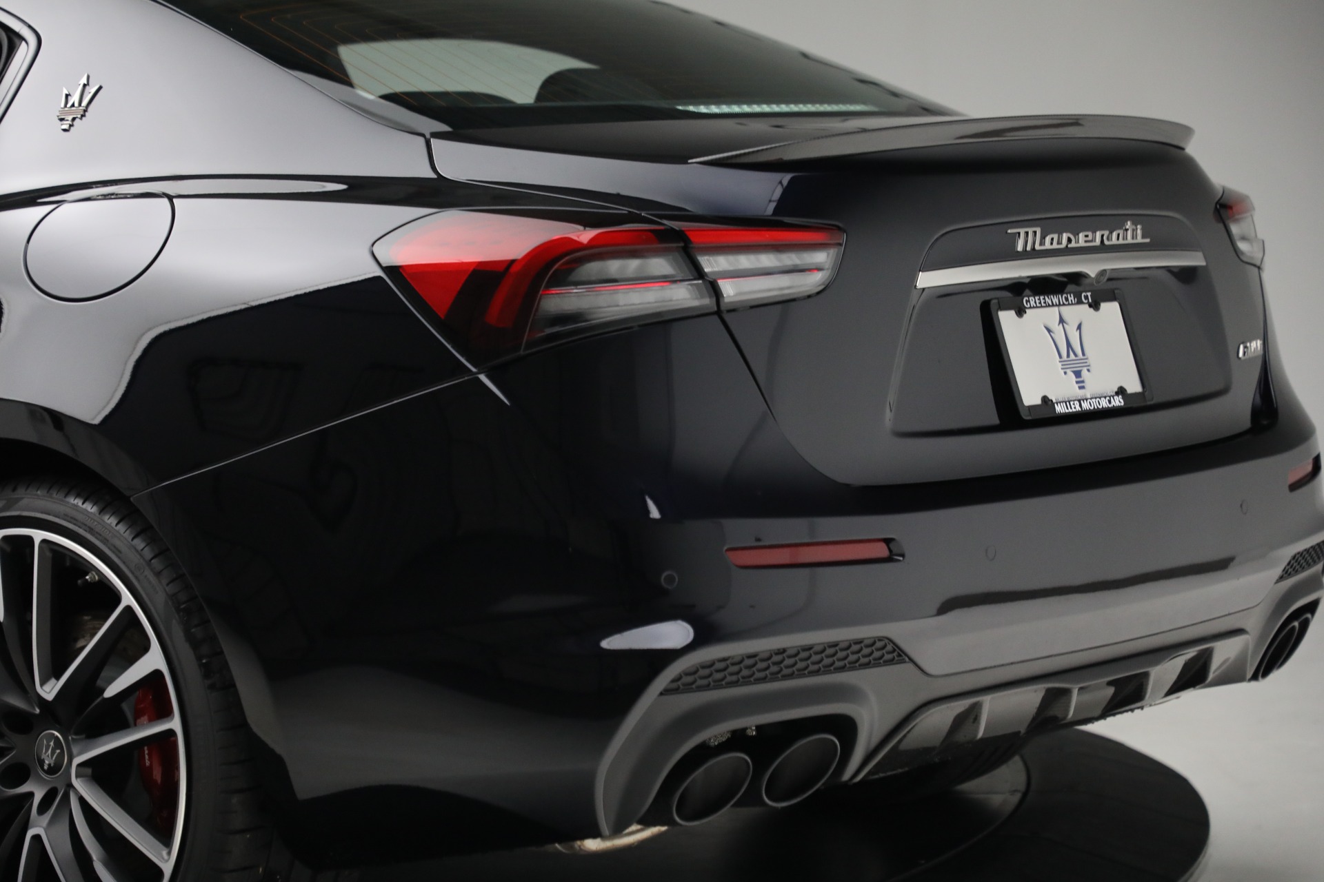 New 2022 Maserati Ghibli Trofeo | St. Petersburg, FL