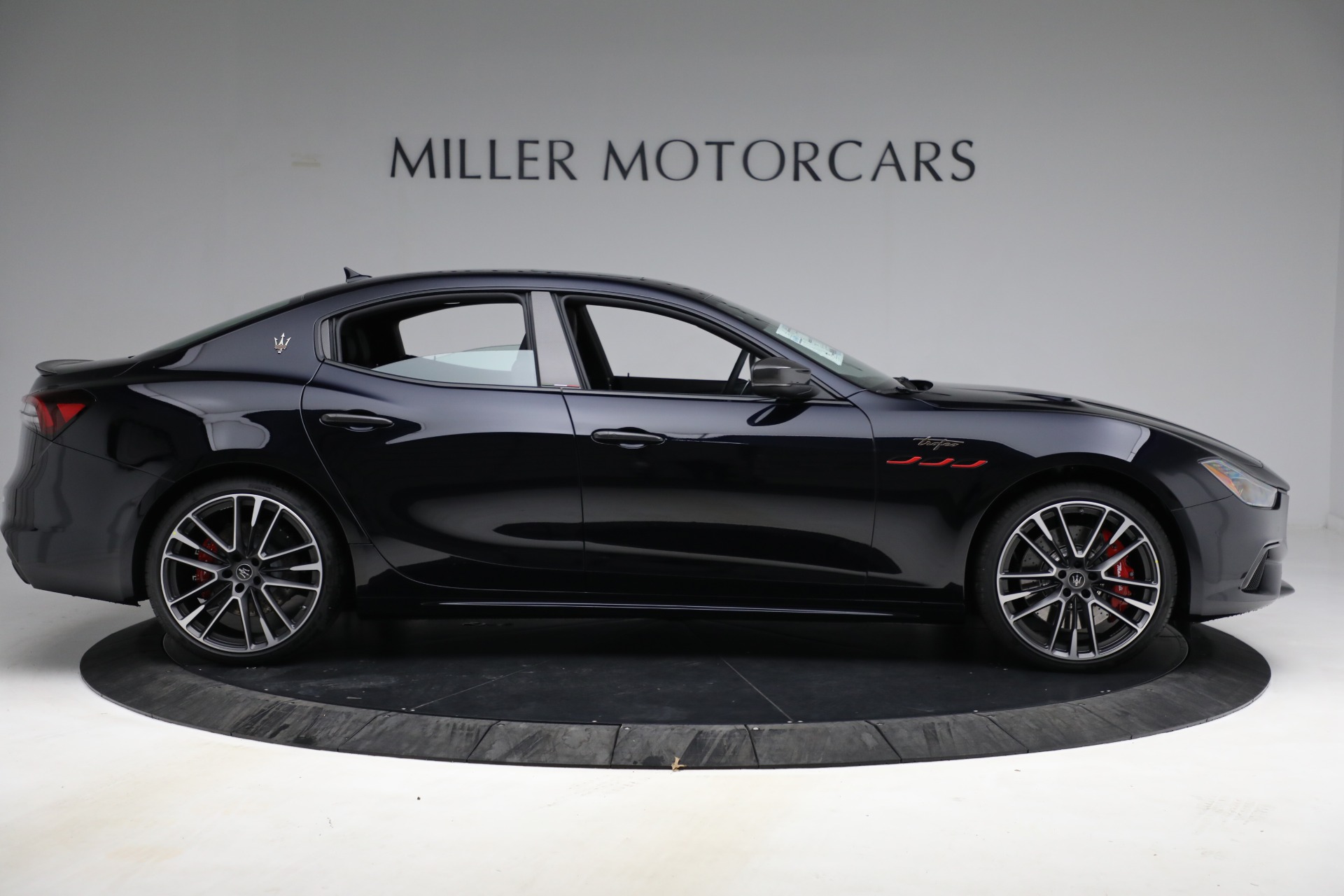 New 2022 Maserati Ghibli Trofeo | St. Petersburg, FL
