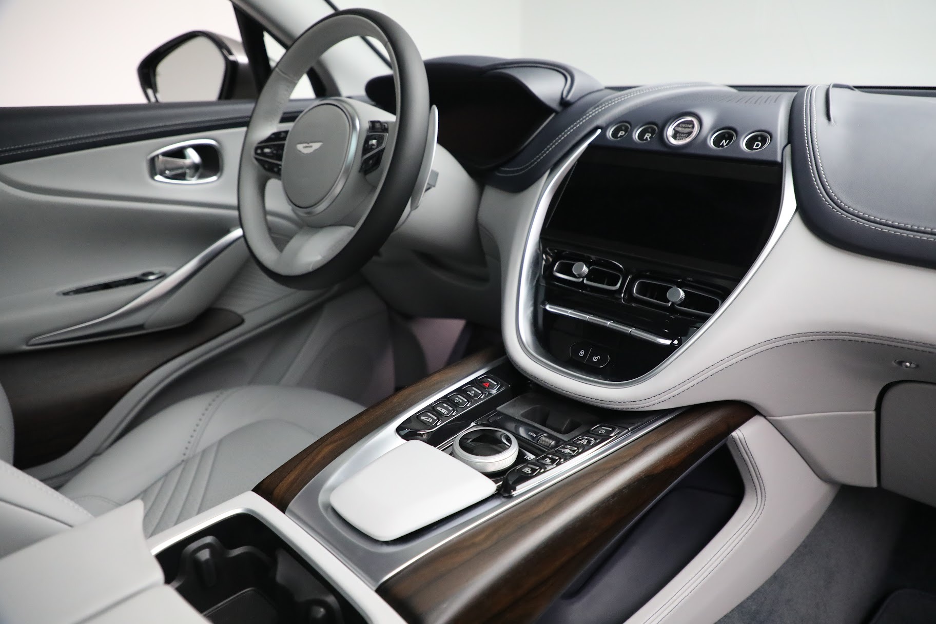 Used 2021 Aston Martin DBX | St. Petersburg, FL