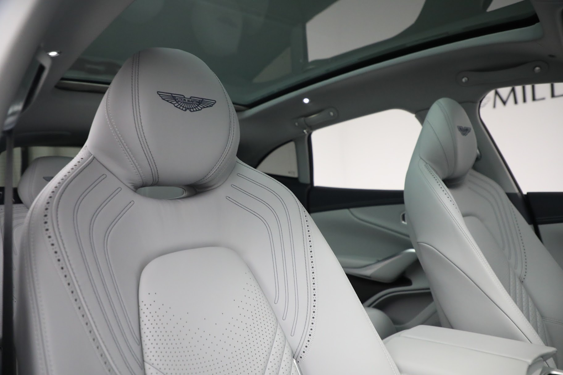 Used 2021 Aston Martin DBX | St. Petersburg, FL